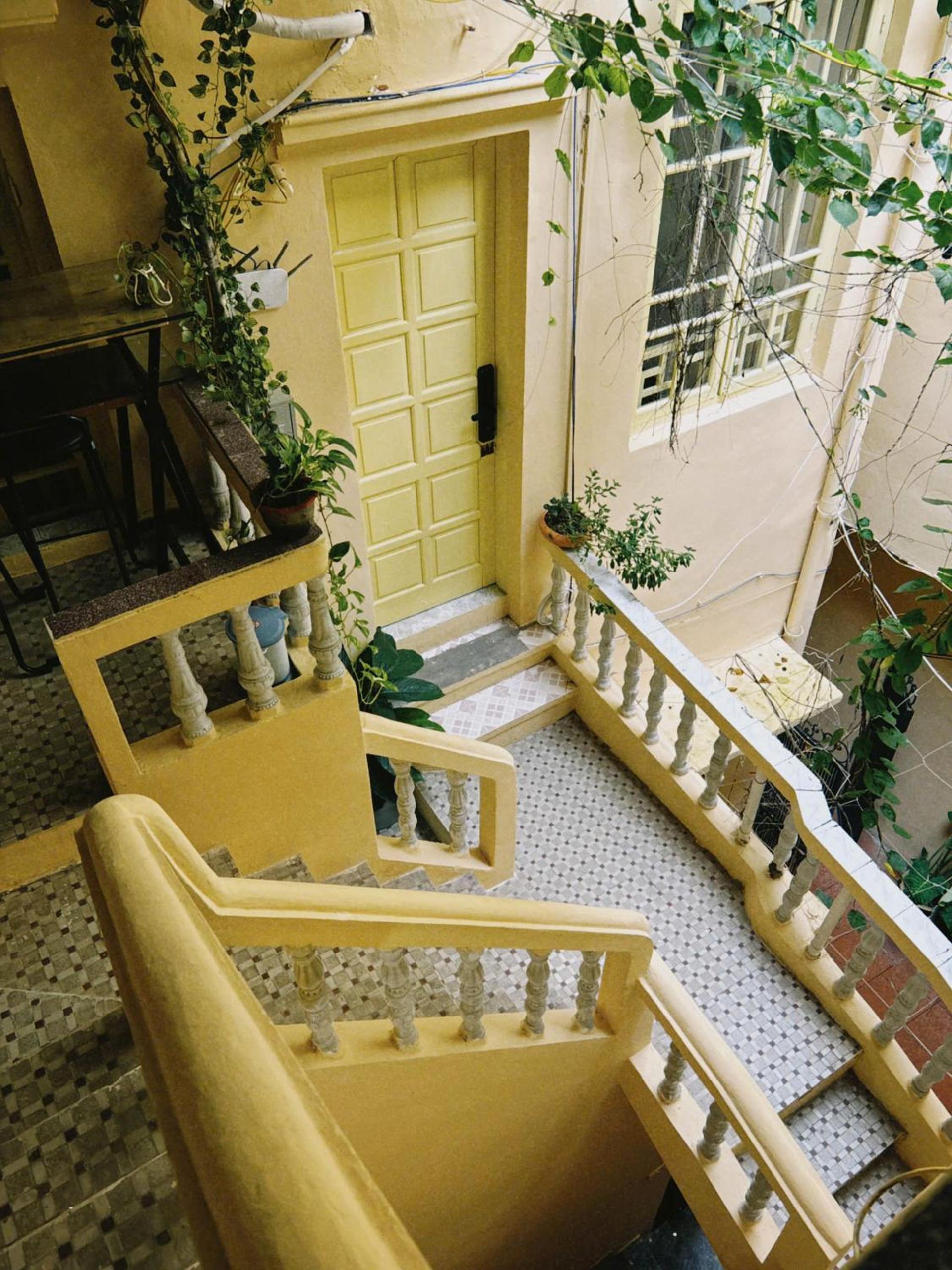 Azalea Apartment