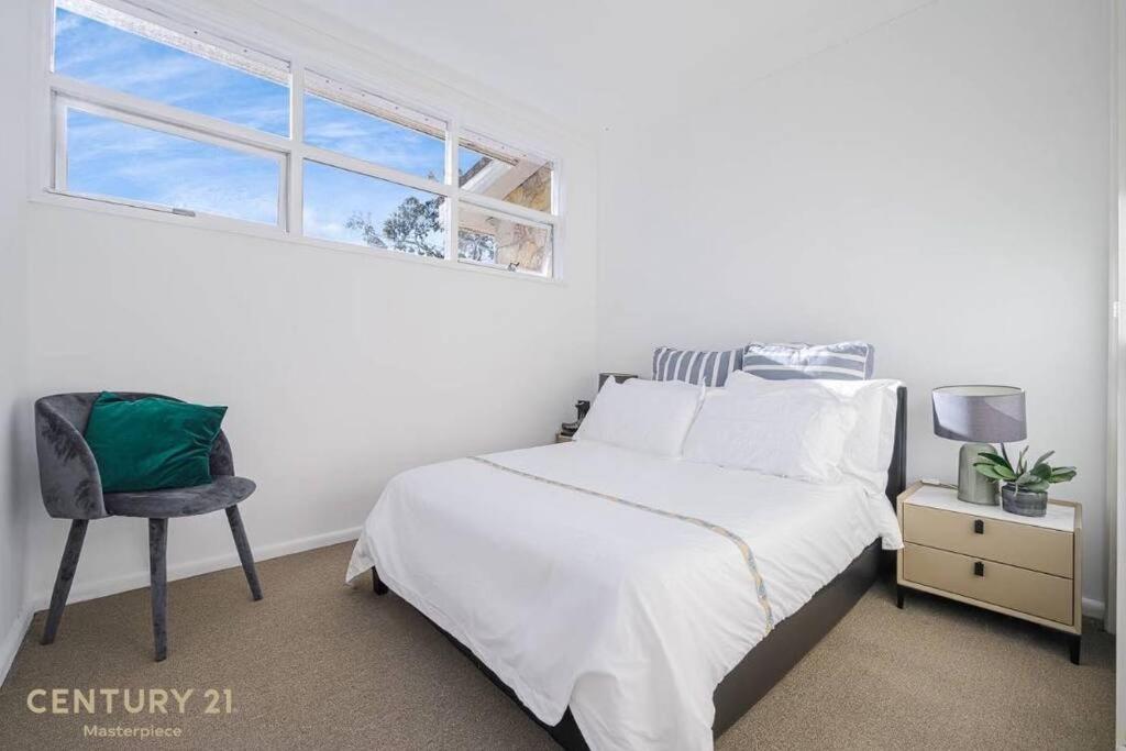 Fully Furnished 3 Bedroom Home