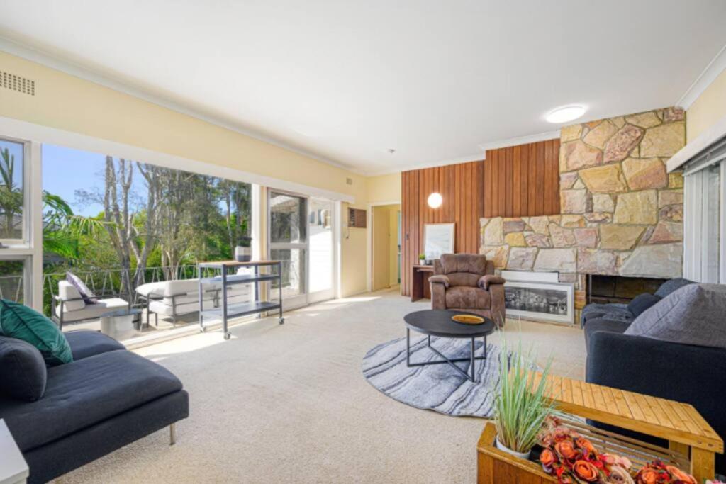 Fully Furnished 3 Bedroom Home
