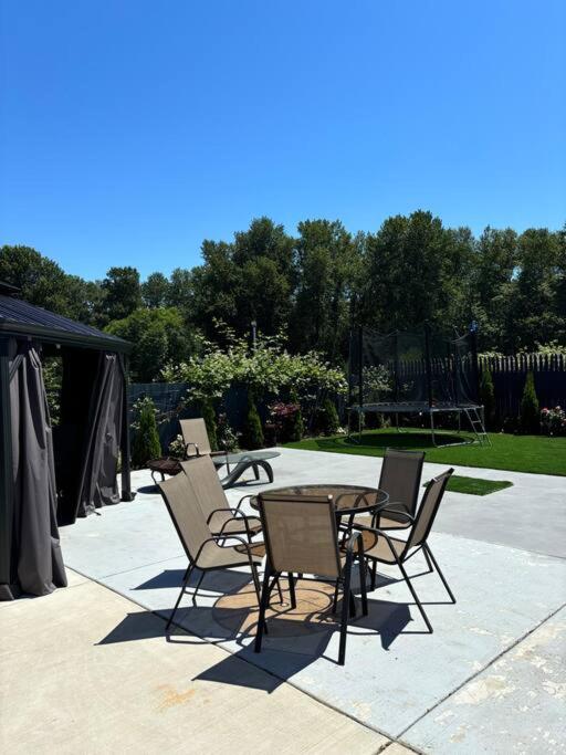 Utopia Luxury Stay - Modern Private Home