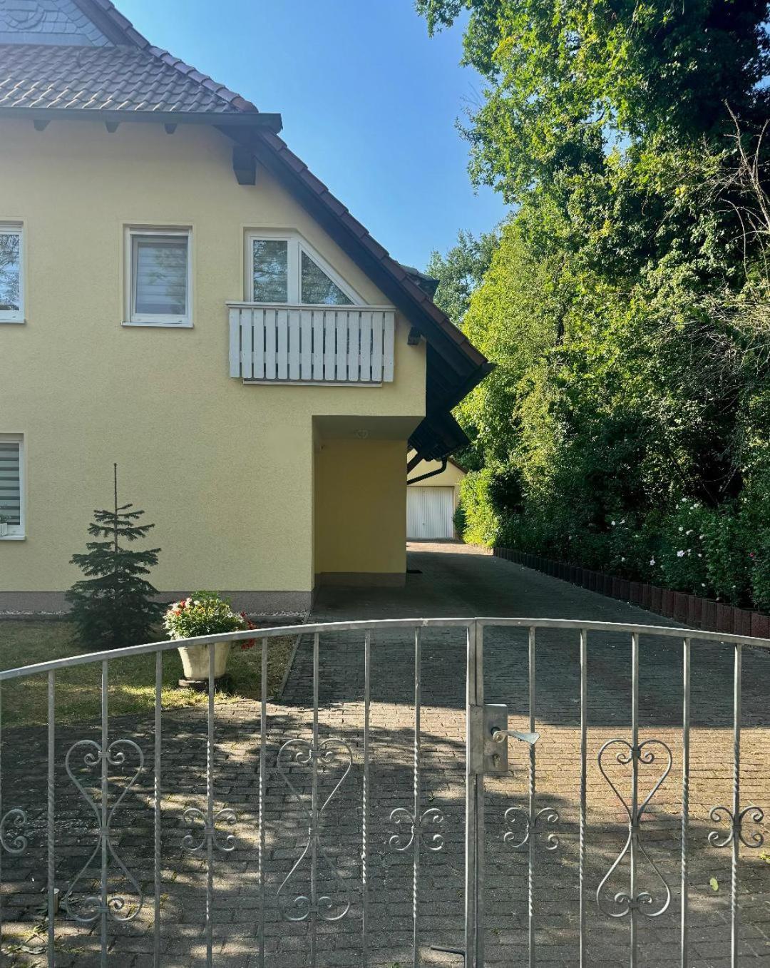 BERlin Apartment - Naturnah & Startklar