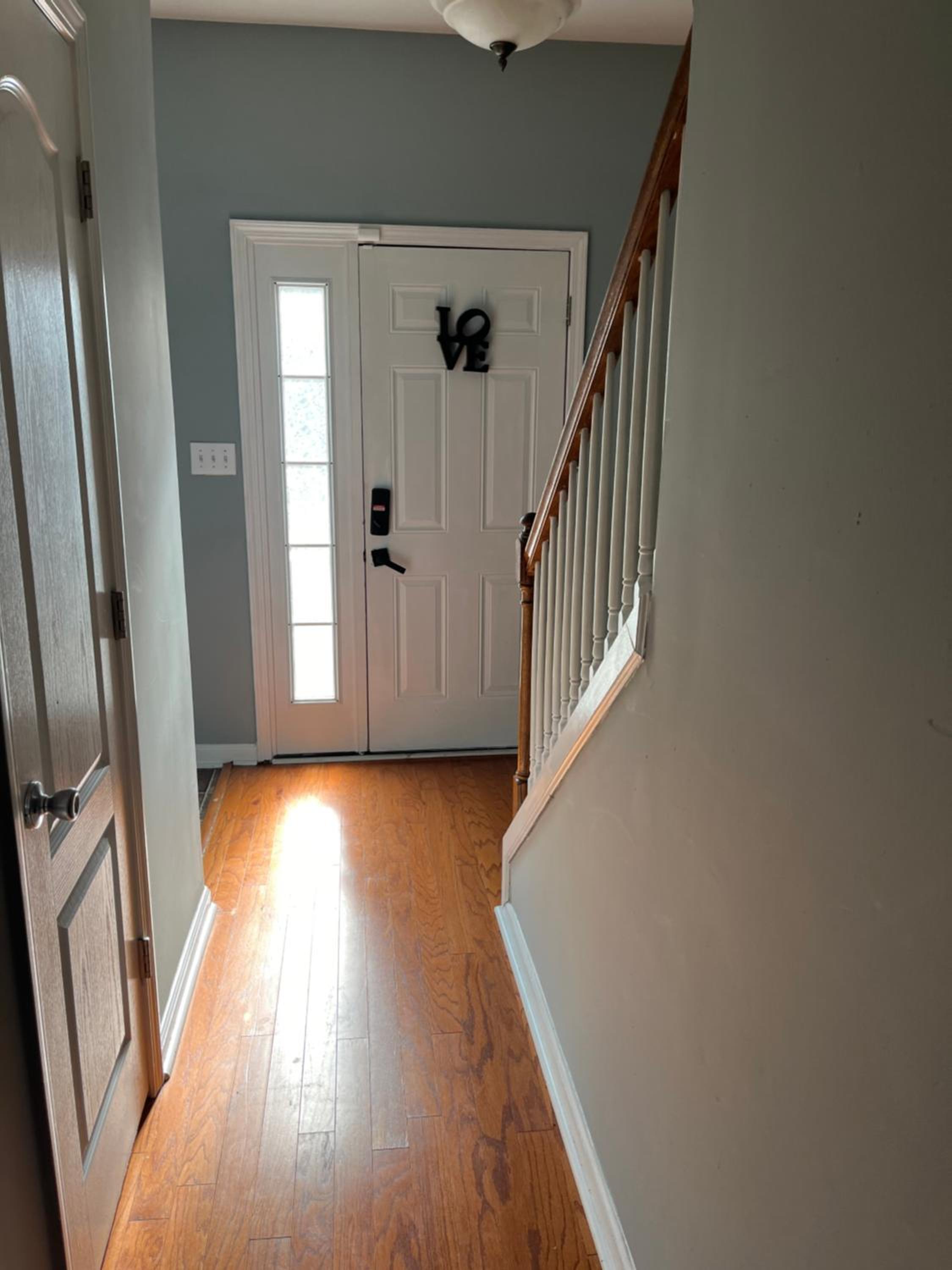 Cozy, modern townhome minutes away from Atlanta! view 5