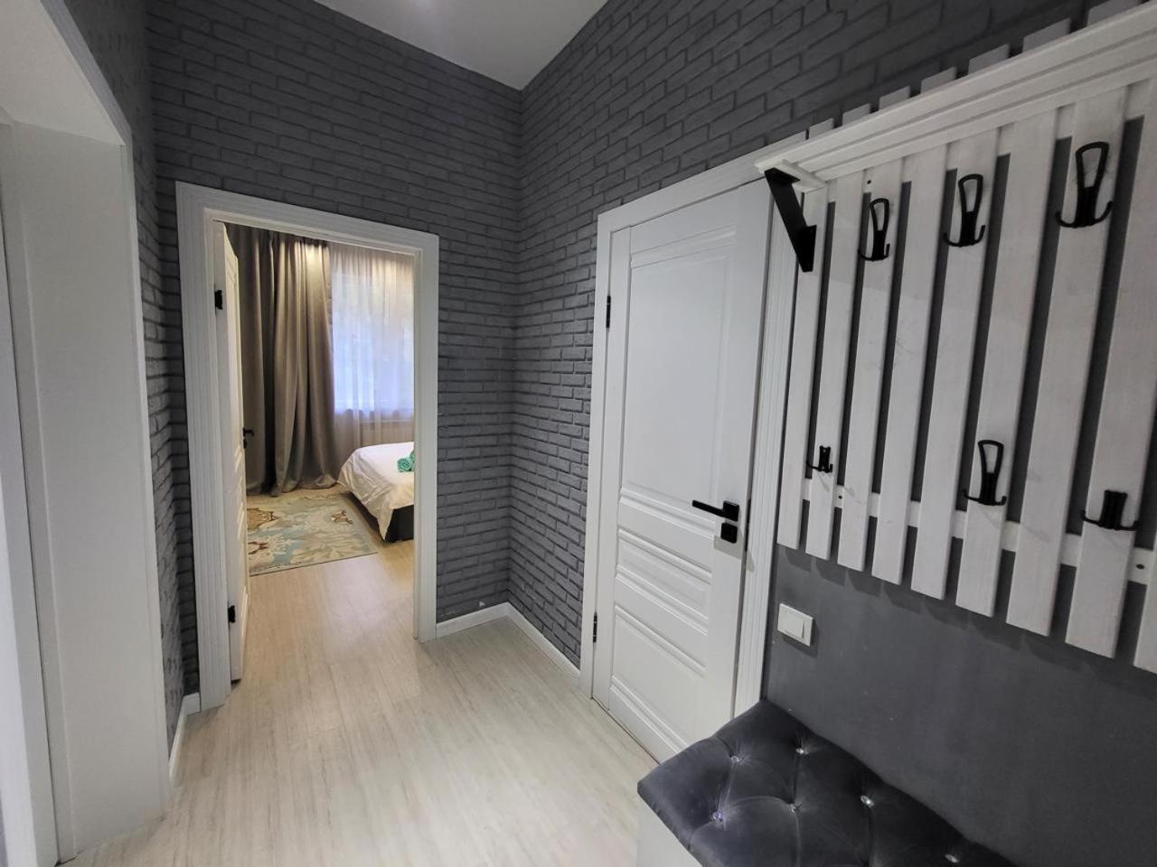 Apartment Oskar 28 view 5
