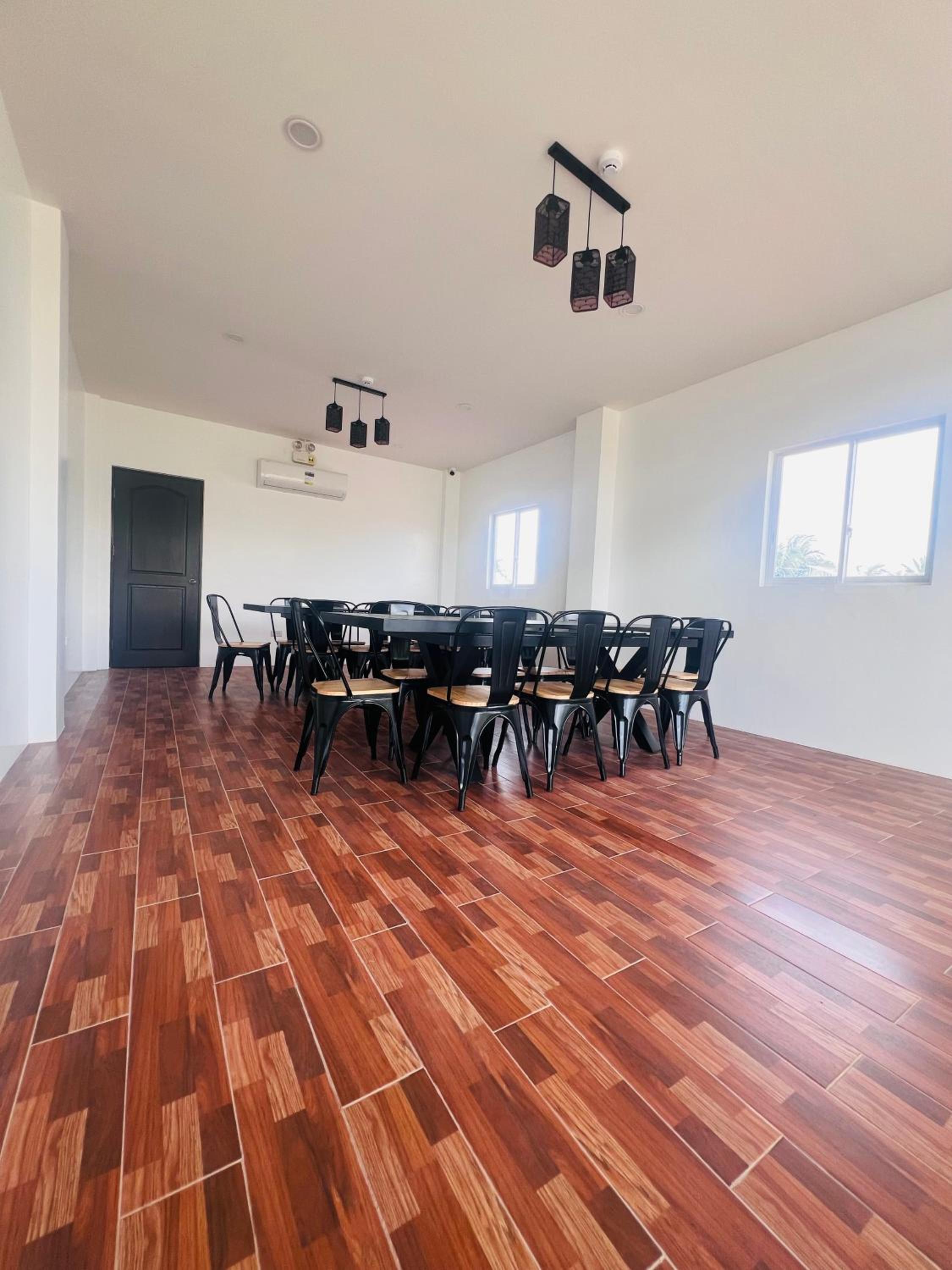 HearthStone Suite & Cafe view 2