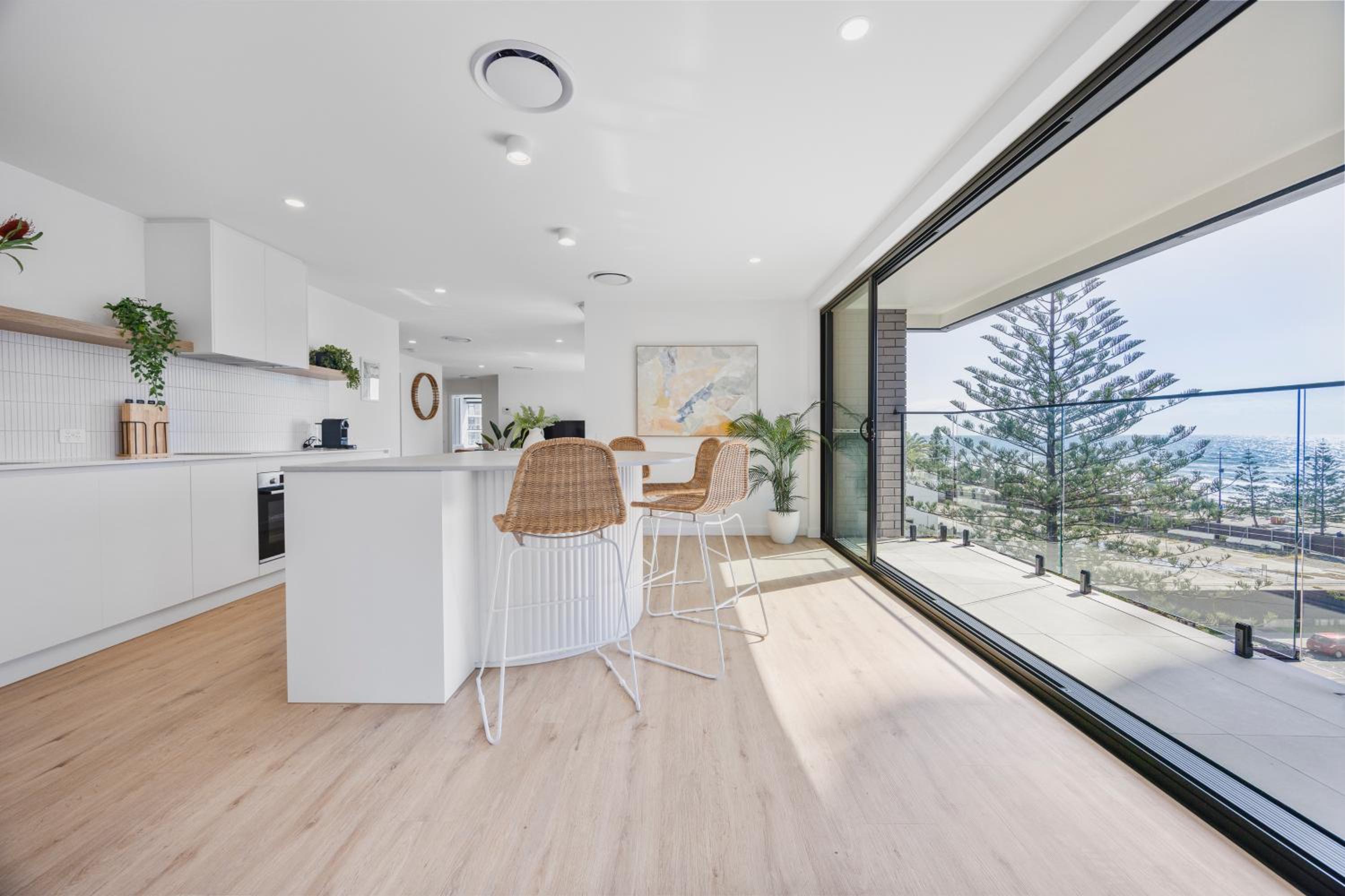 The Shores Surfers Paradise Apartments