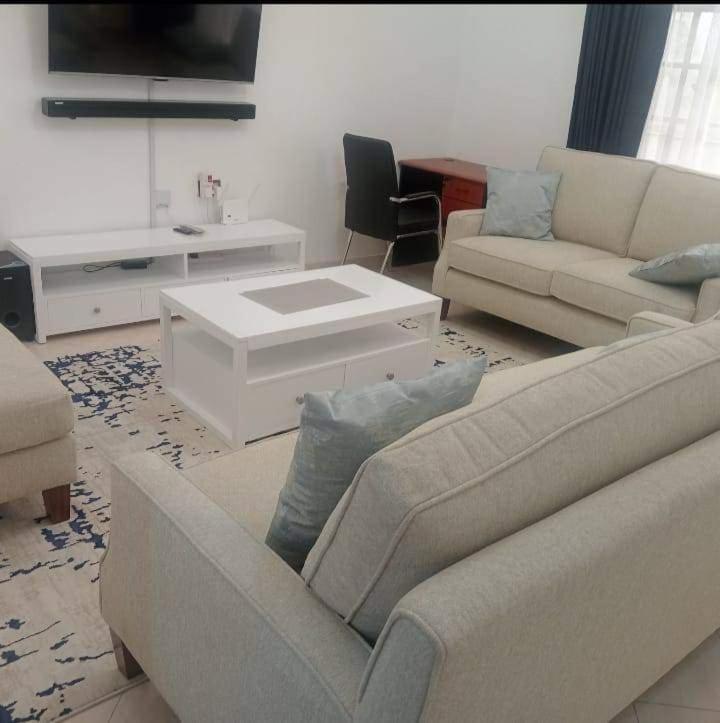 8teen lounge view 4