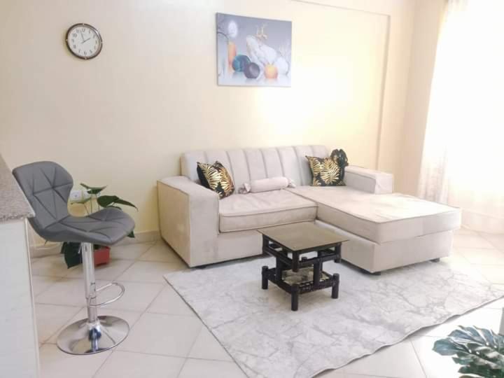 8teen lounge view 2