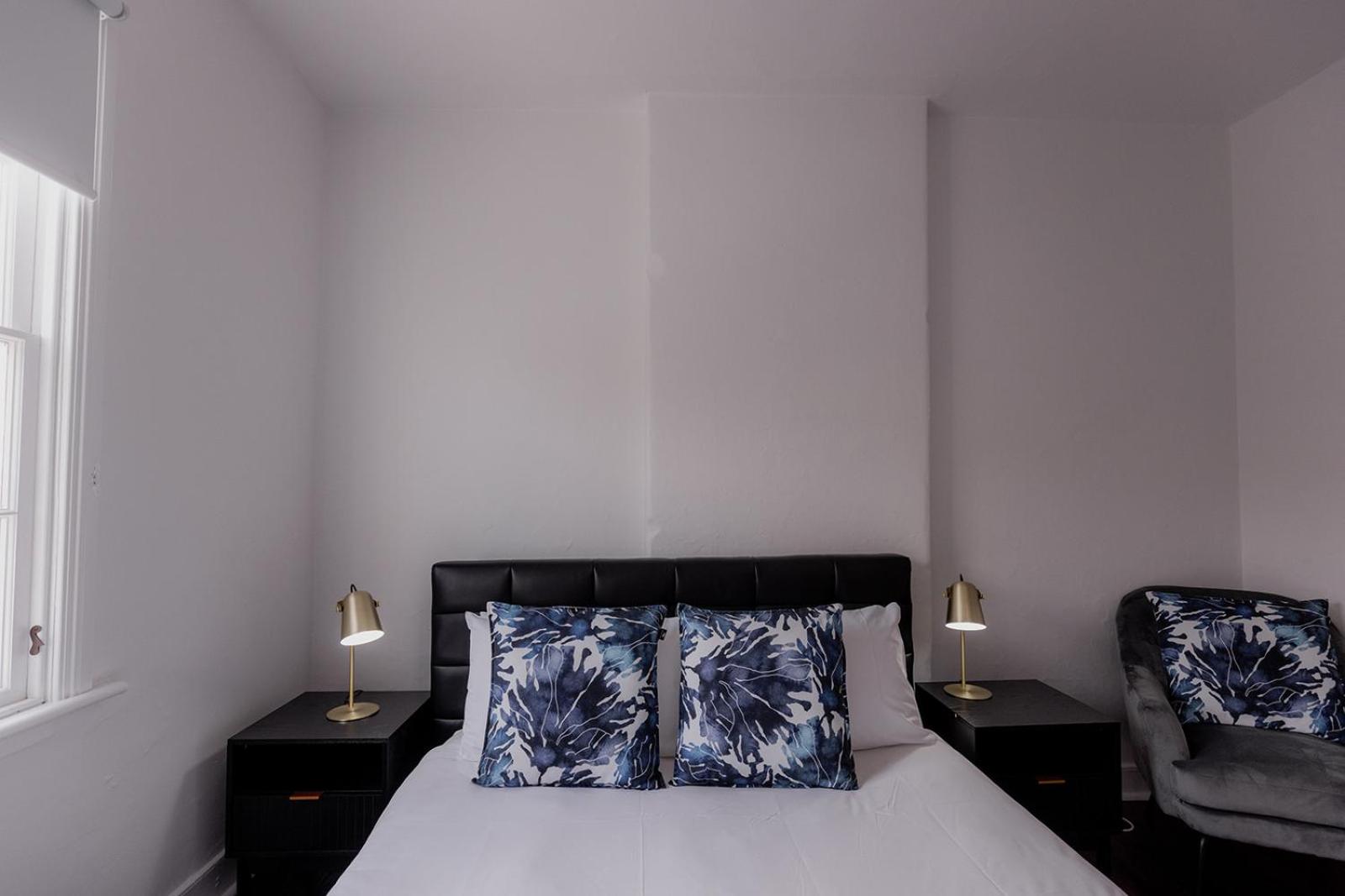 'Fifteen=' - Heritage Terrace in Battery Point