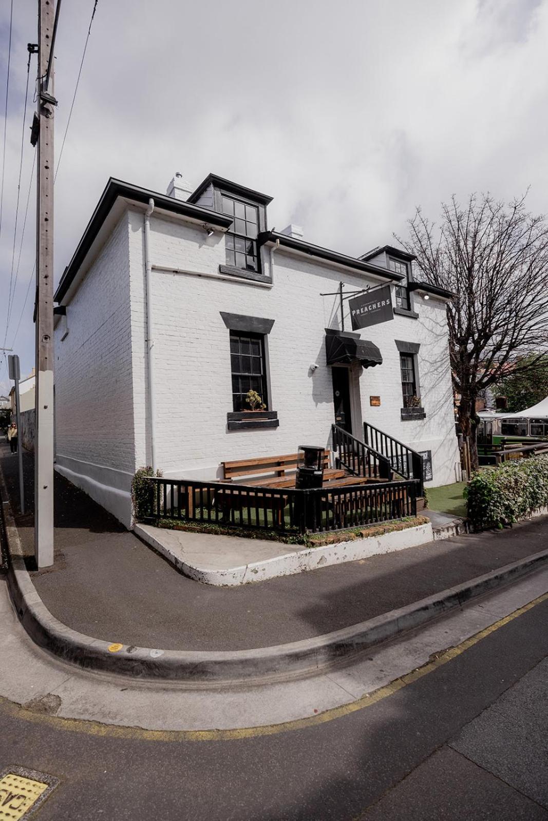 'Fifteen=' - Heritage Terrace in Battery Point
