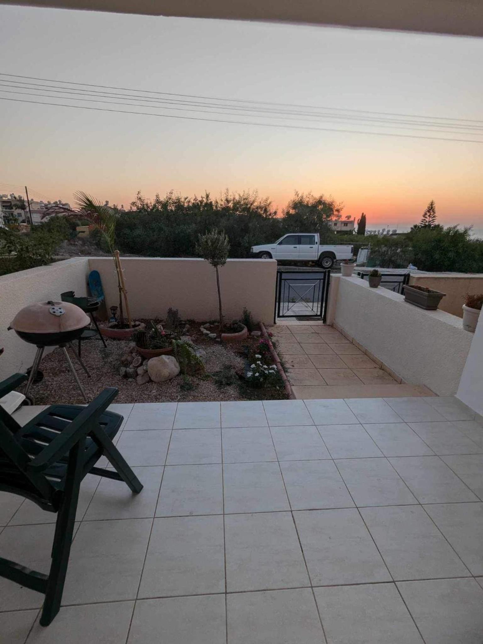 Arting Sea-A Dog friendly house