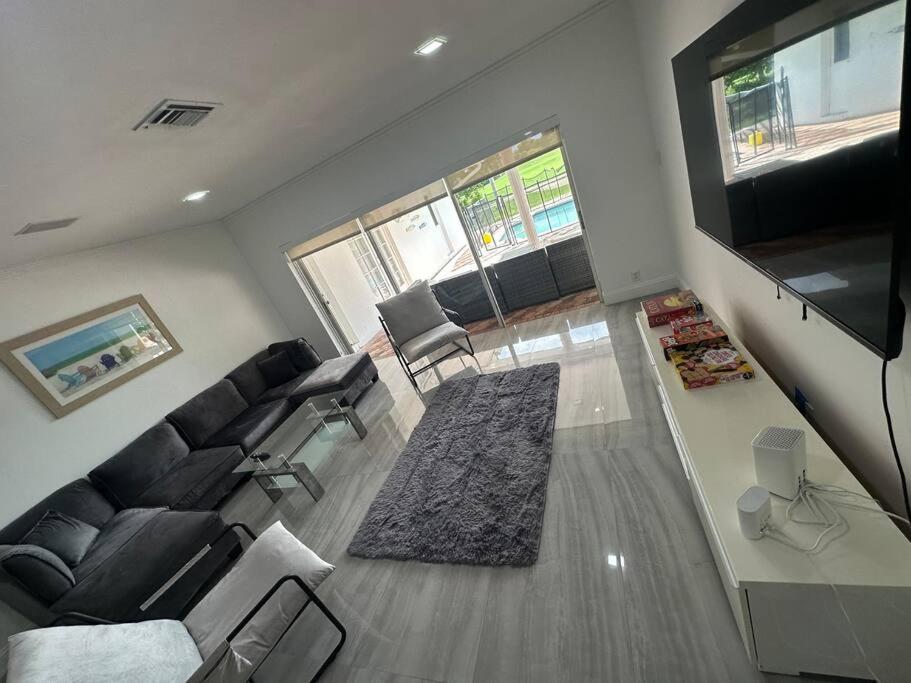 Emerald Hills Haven view 4