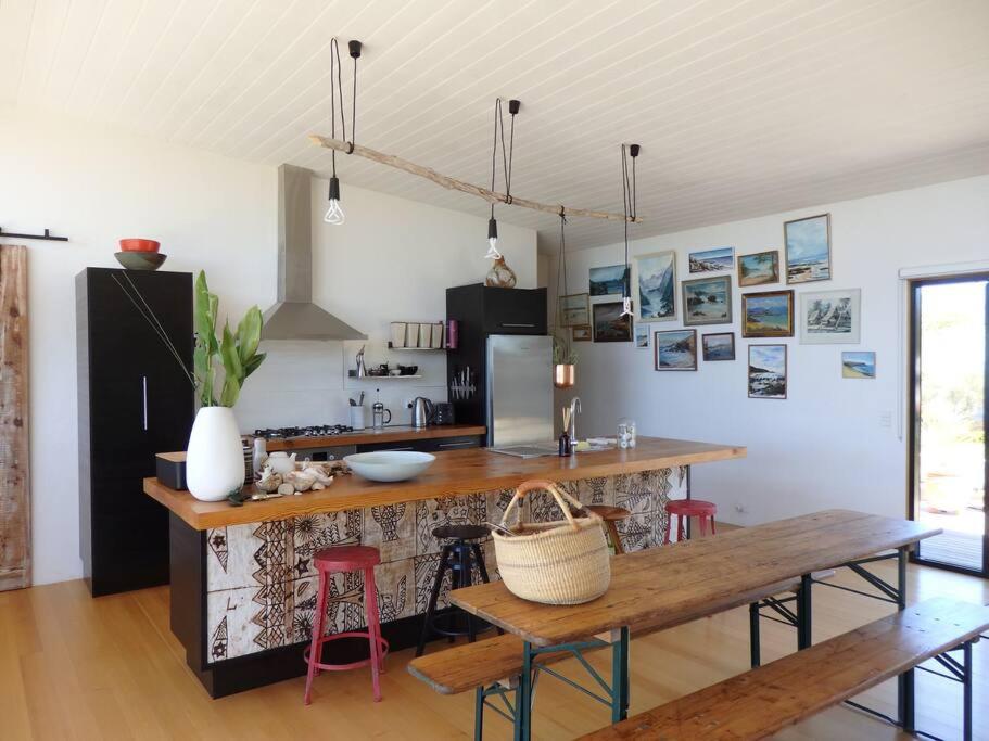 Sheoakes Beach House- East Coast Tas