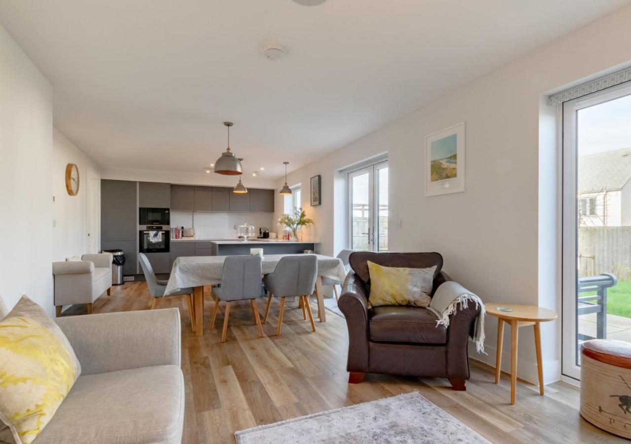 4 Bed in Newquay oc-b29052