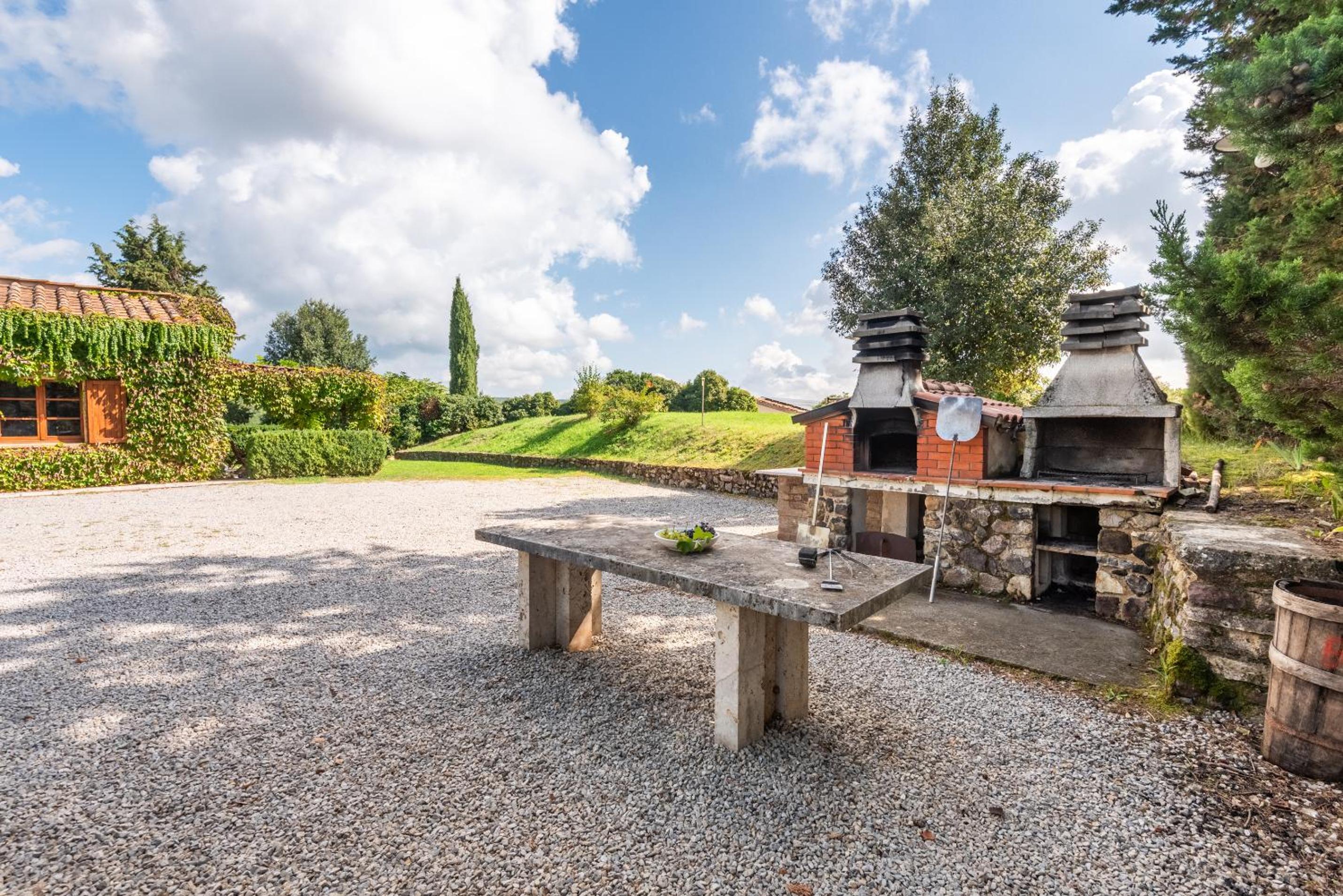 Agriturismo Il Chiassale view 2