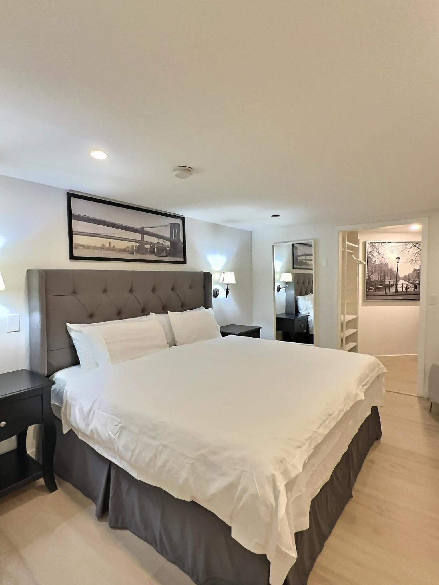 Classic King Size Guest Suite
