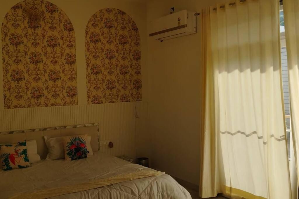 58 Paraiso Villa view 2