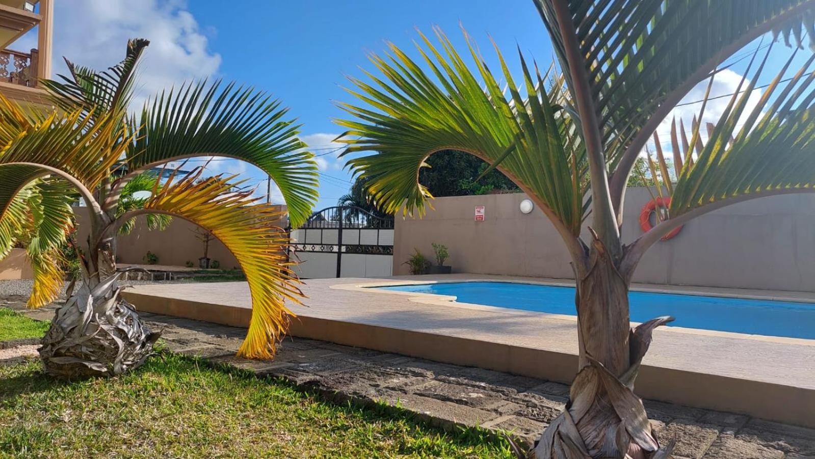 Villa Jehan Tourist Residence