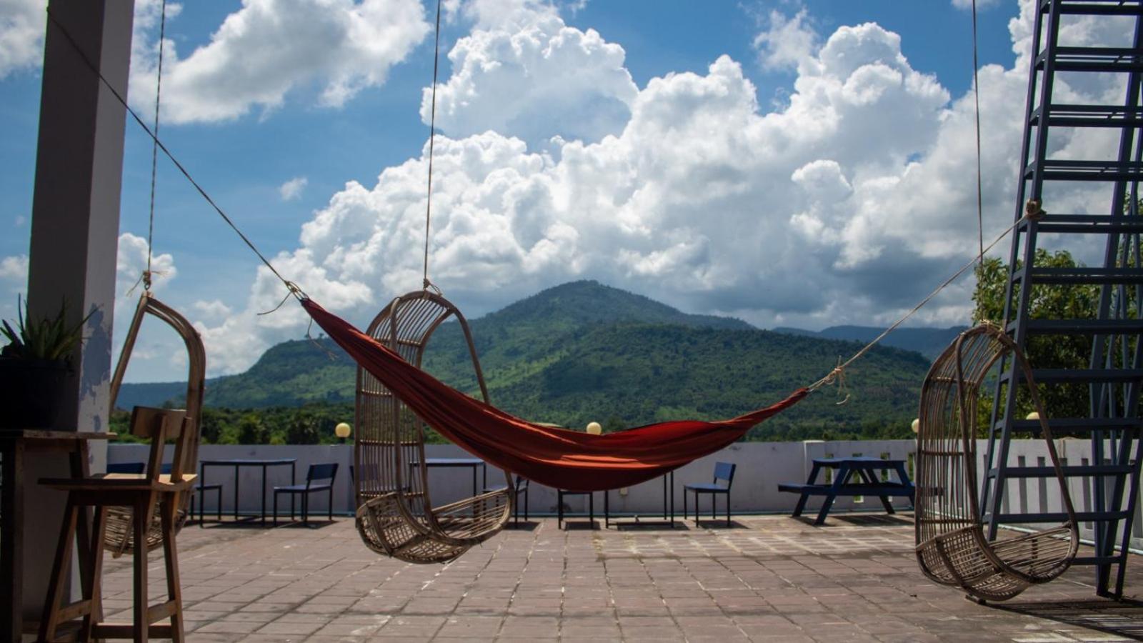 The Vibe Guesthouse view 2