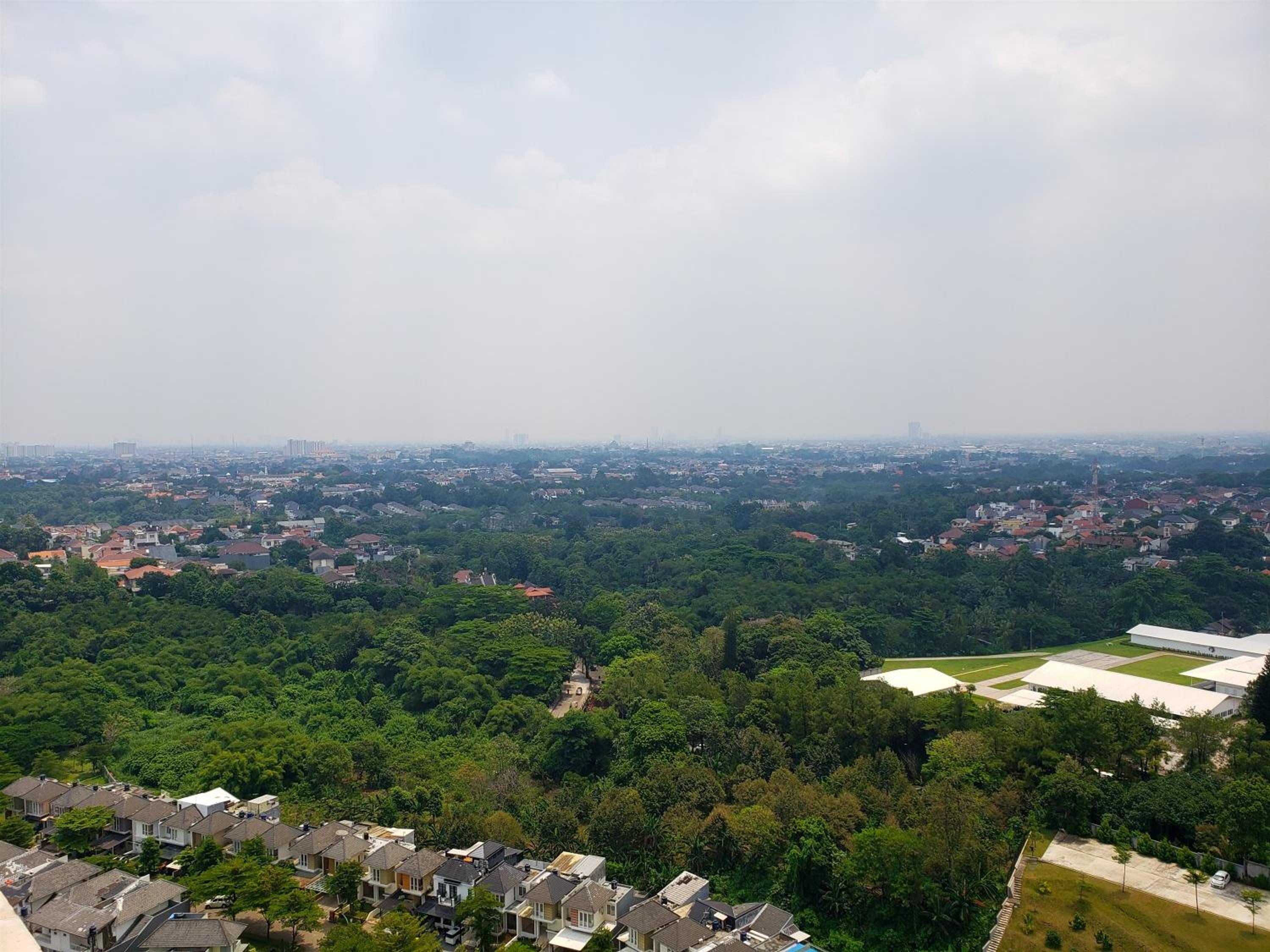 Cozy Studio at Cinere Bellevue Suites Apartment By Travelio view 3