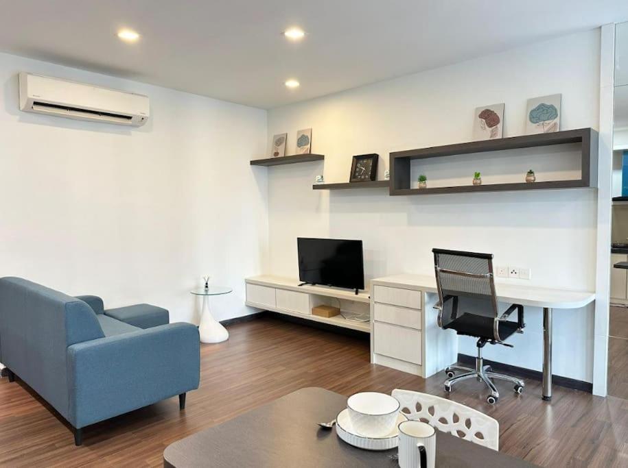 Silksky Cozy Studio -1BR 3pax - Near The MINES, UTAR, UPM, Serdang, Cheras Selatan - Free Parking, Netflixm high Speed WIFI photo 3