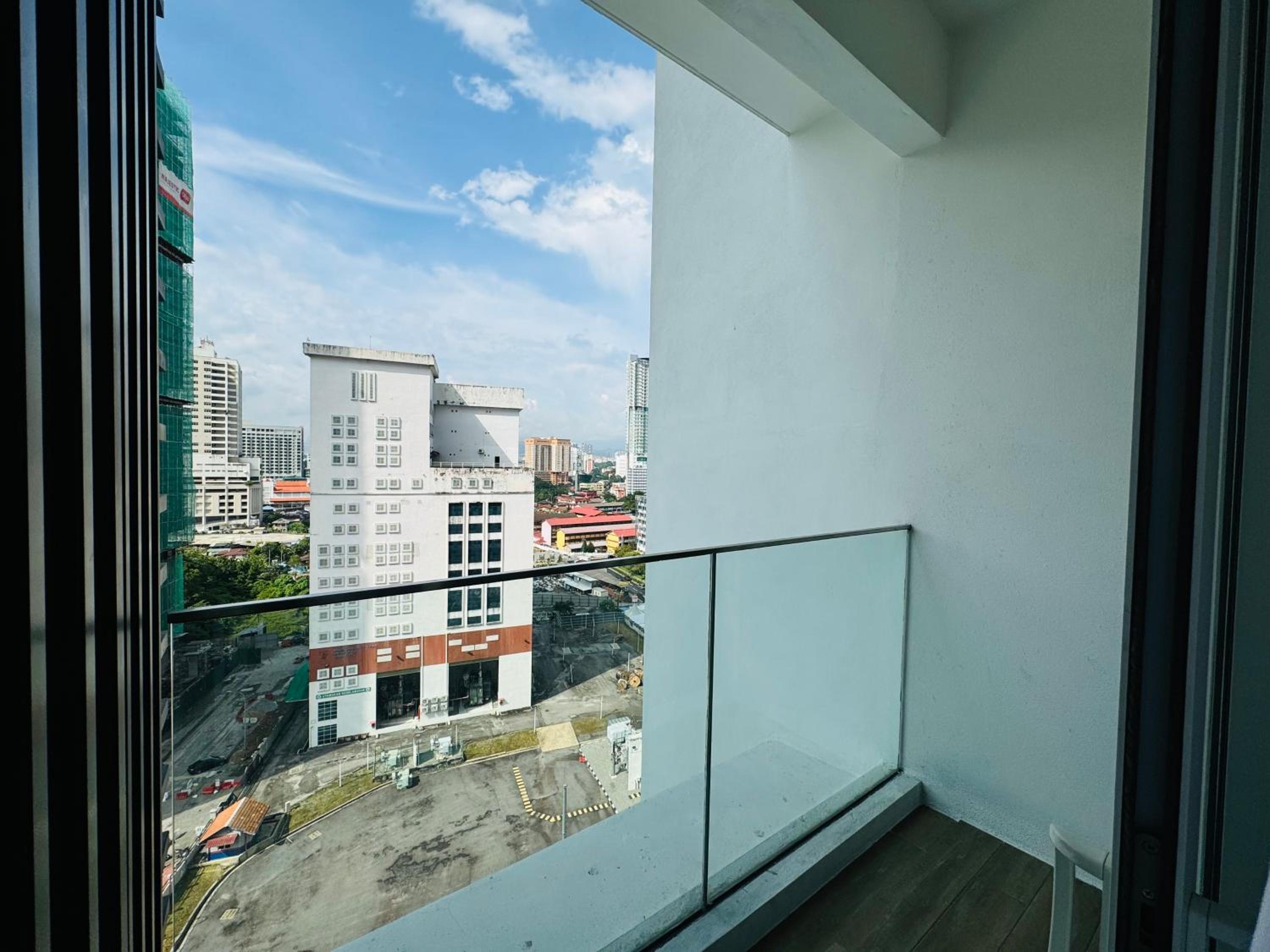Quill Residence KL by DeUrban