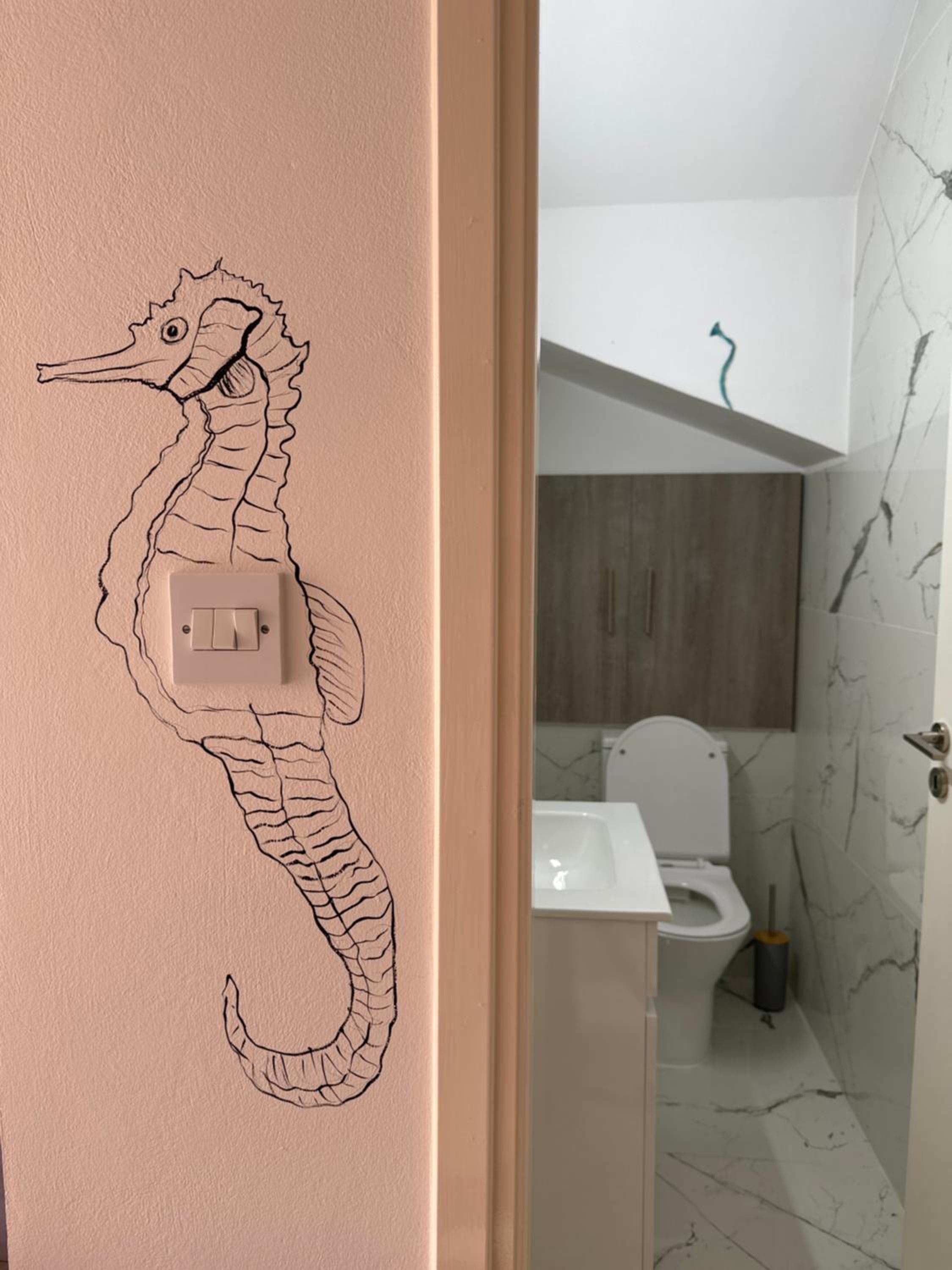 Arting Sea-A Dog friendly house