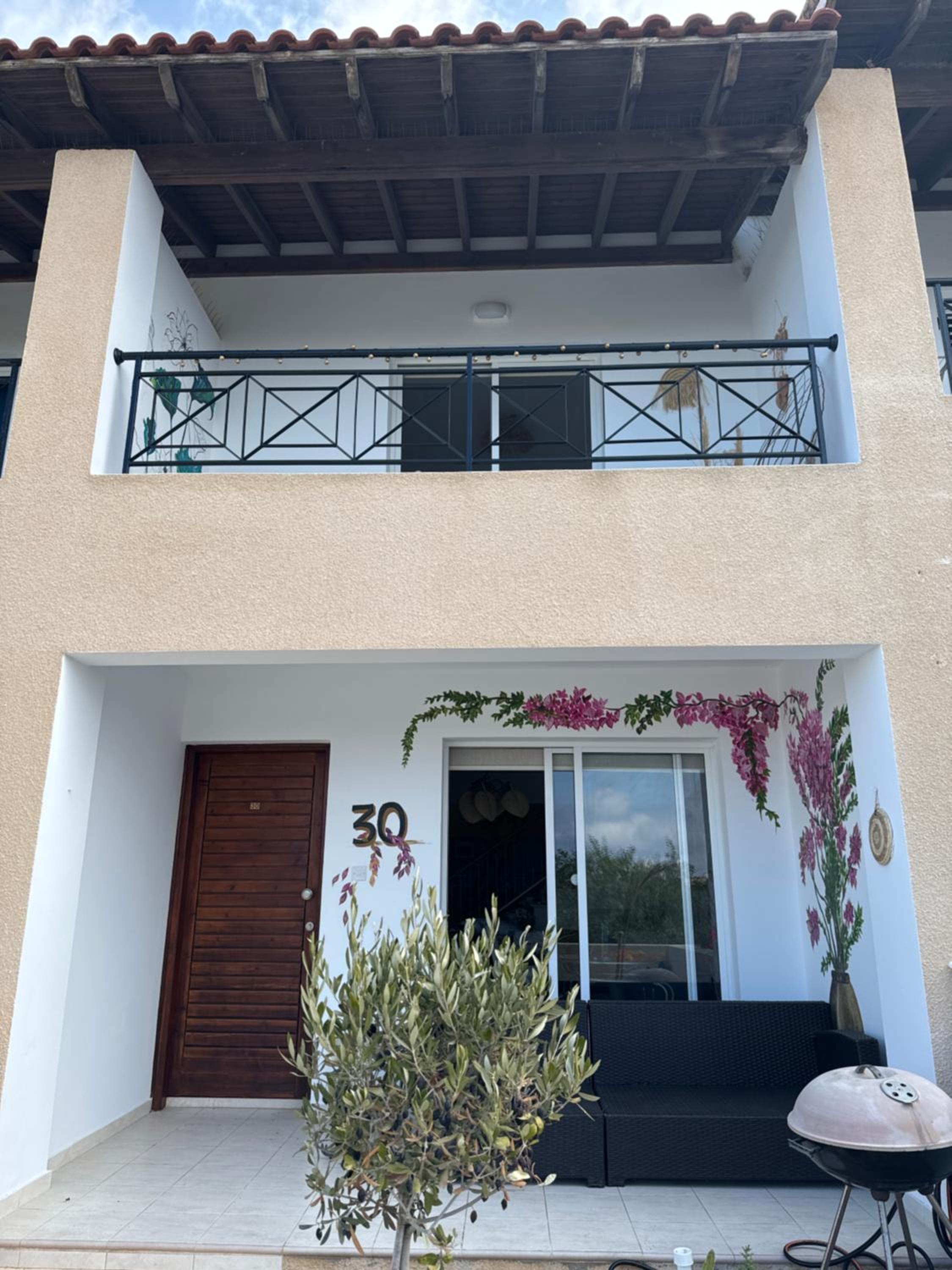 Arting Sea-A Dog friendly house