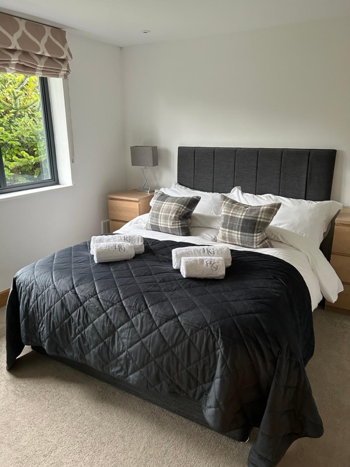 April Cottage - Luxury Country Bolthole