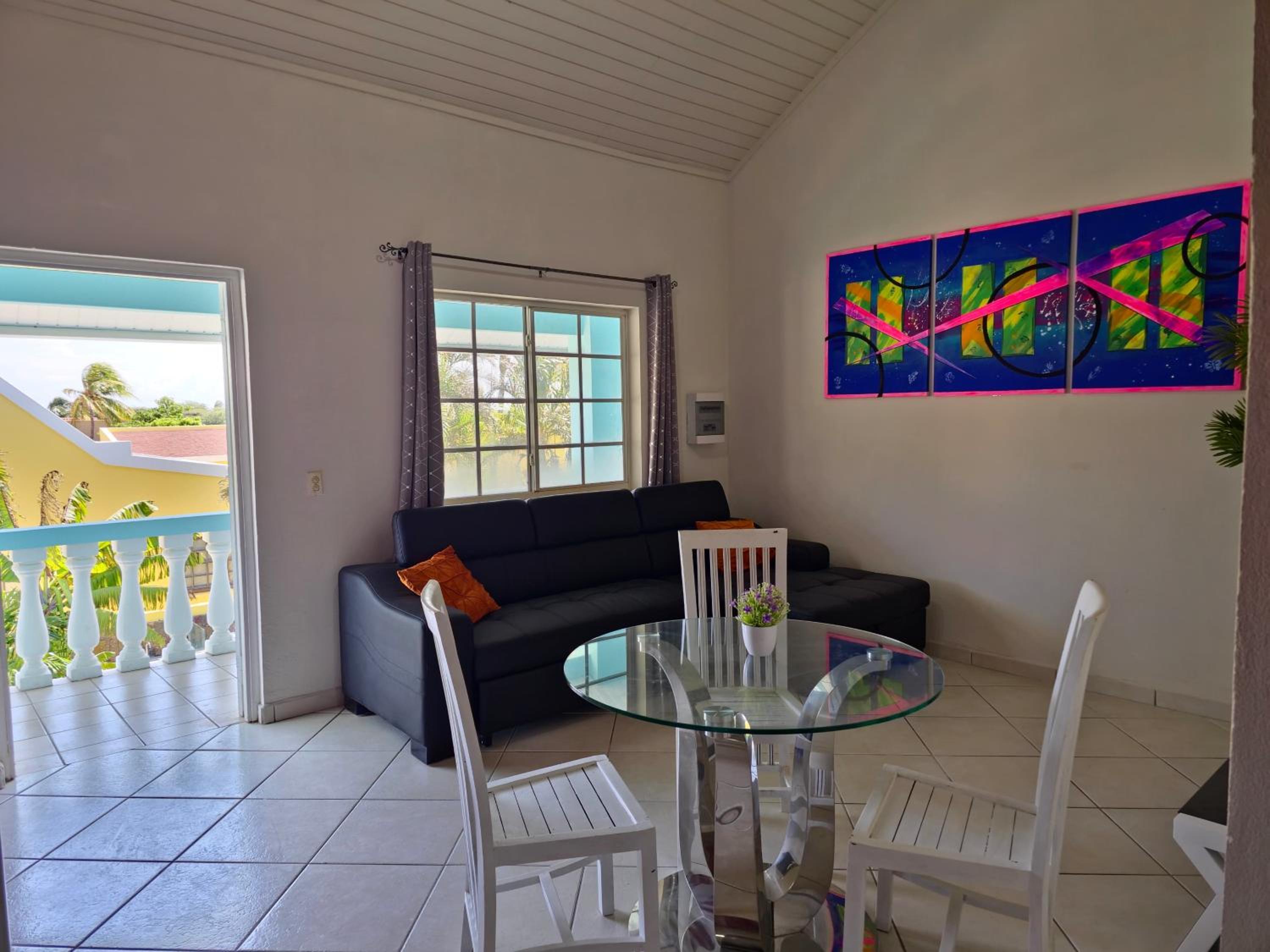 Perfect 1 Bedroom Apartment 3 km from Eagle beach