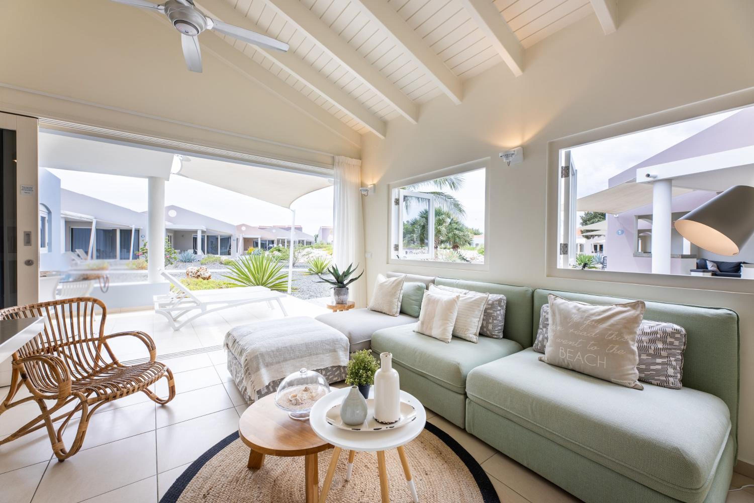 Coral Estate Luxury Resort - Photo 19