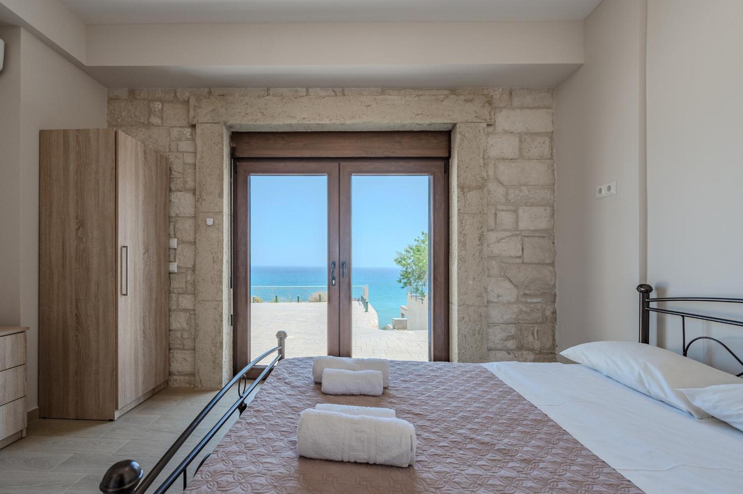 Petrina 4 villa by the sea view 5