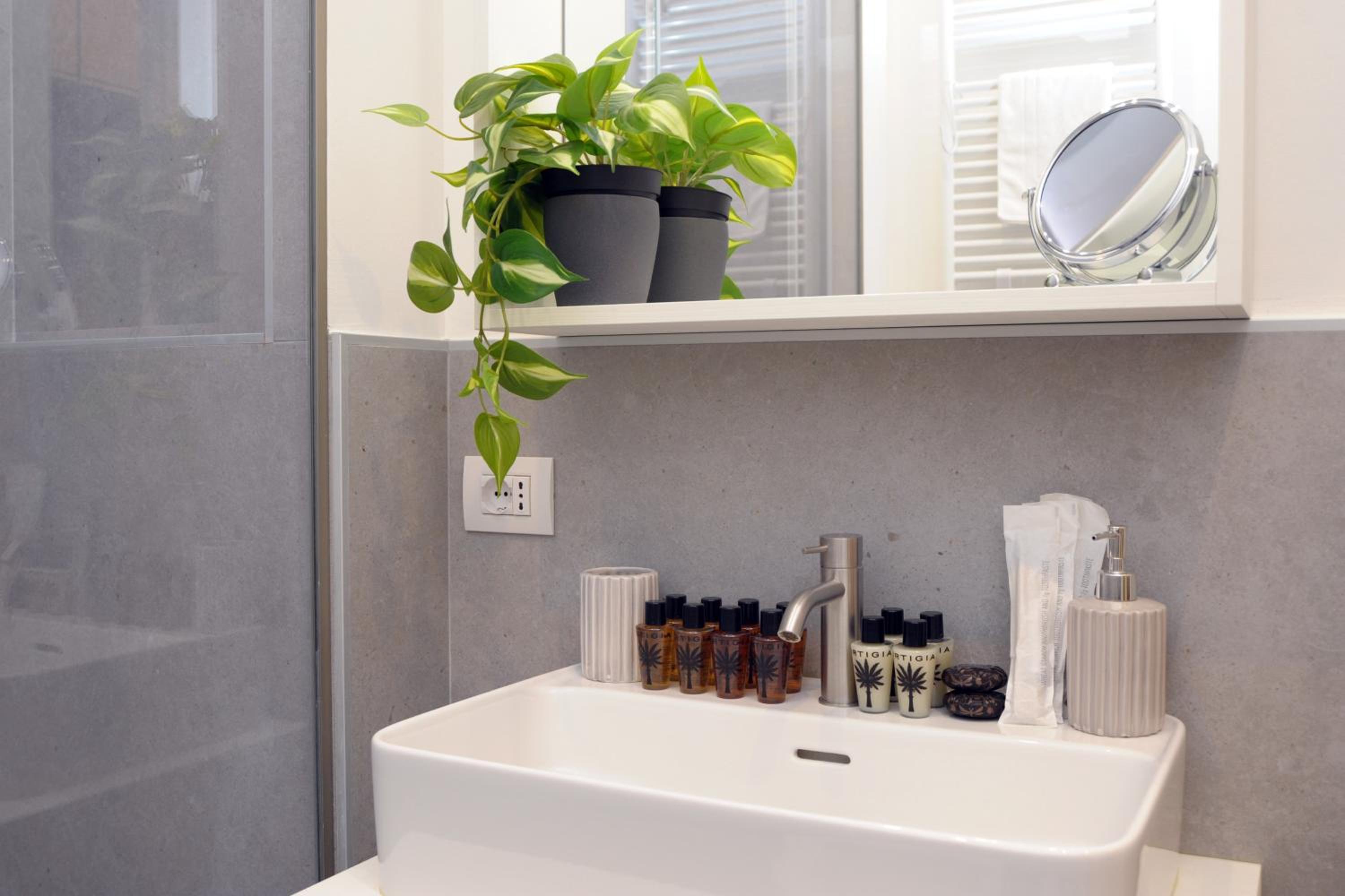 Lanzone Apartment