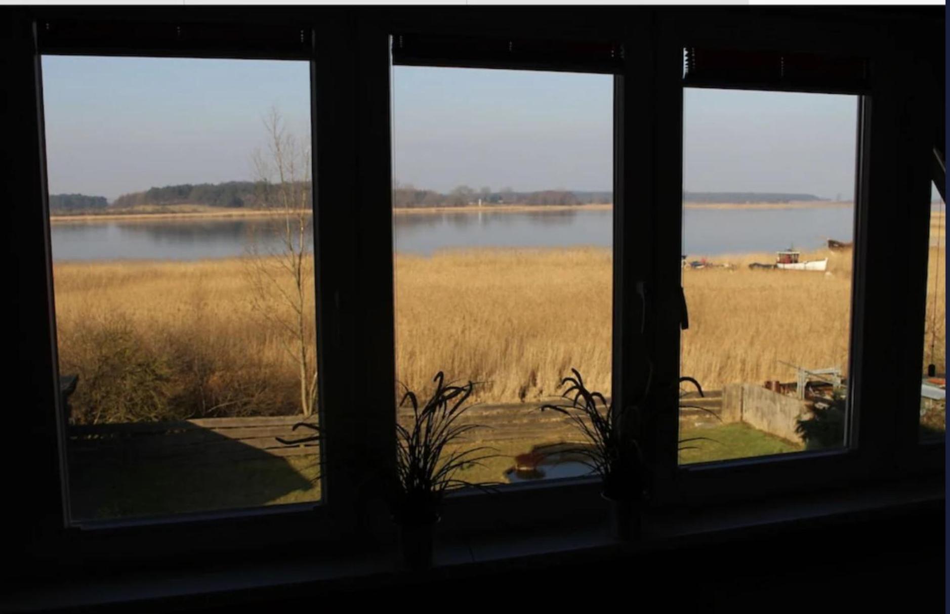 Villa am Peene-Ufer