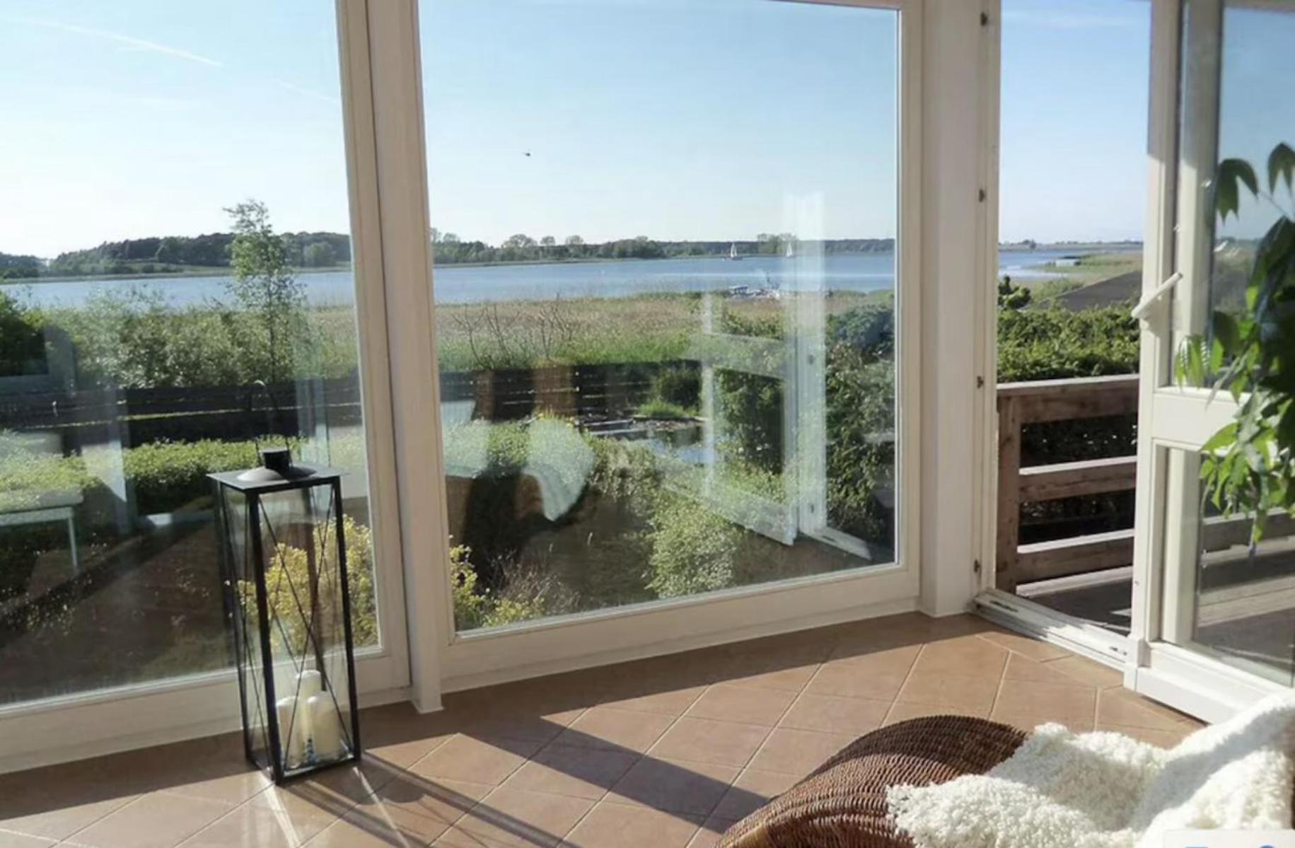 Villa am Peene-Ufer