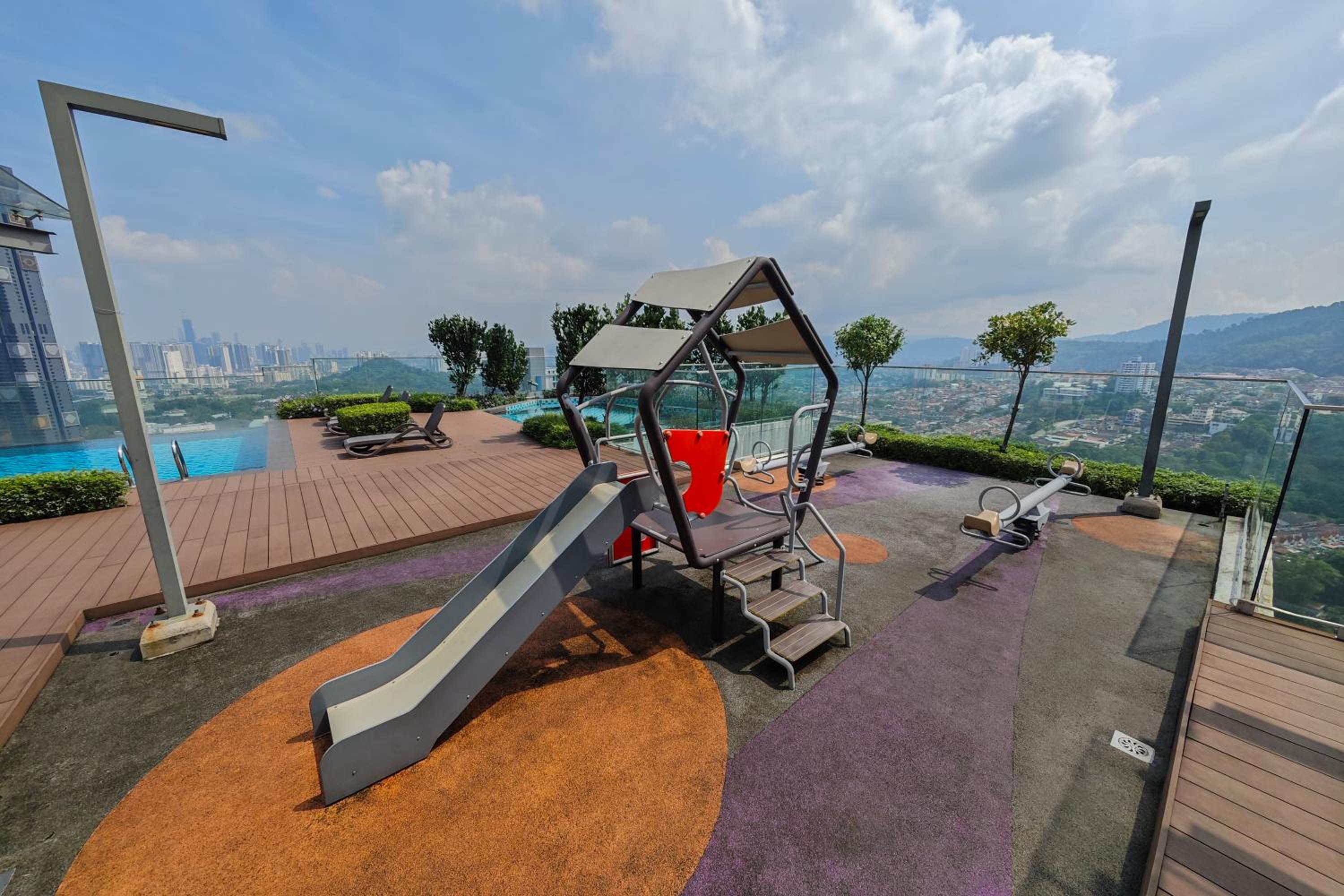2rooms 4pax link mall MRT#KL #Jhouse#Ekocheras#Malaysia