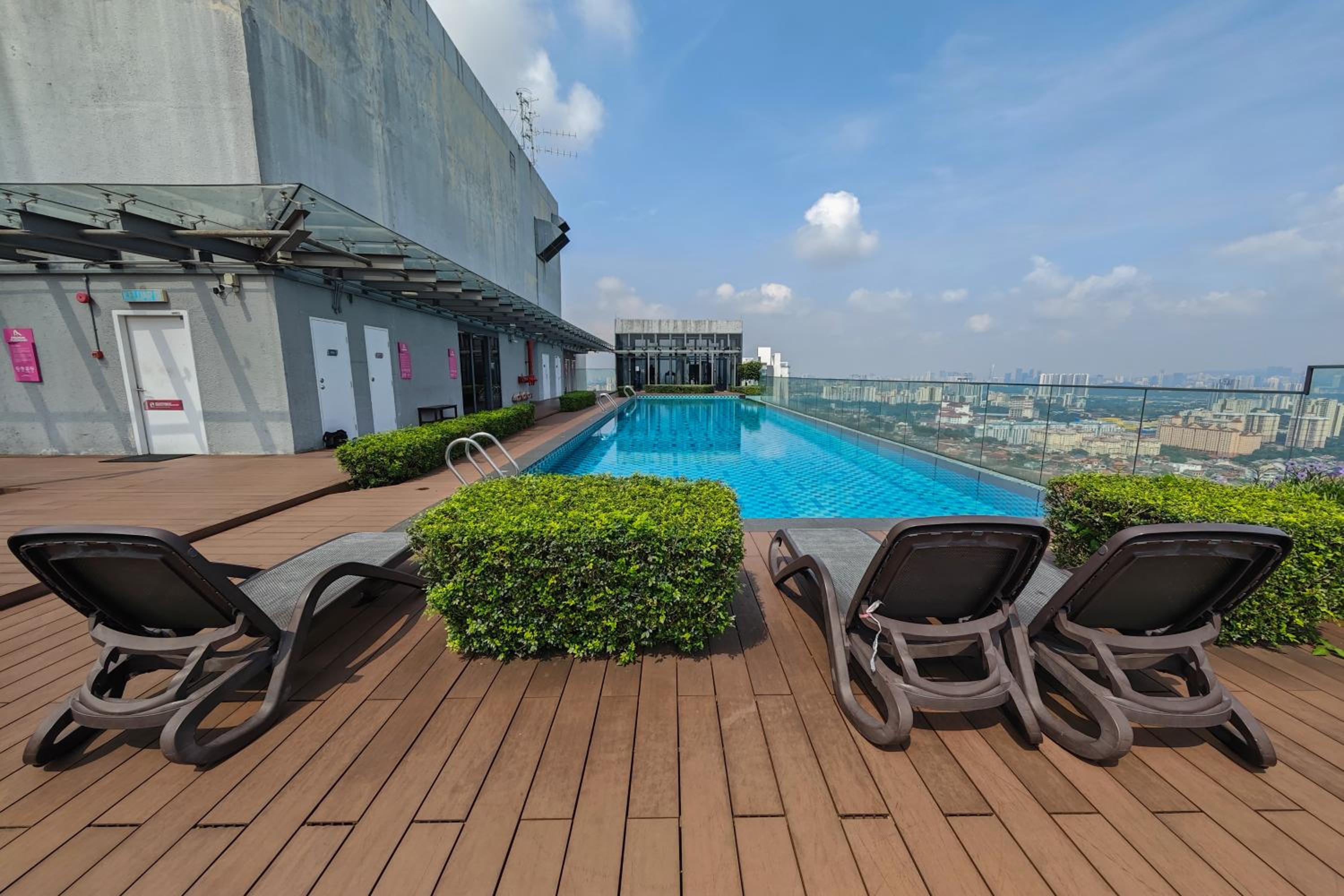 2rooms 4pax link mall MRT#KL #Jhouse#Ekocheras#Malaysia