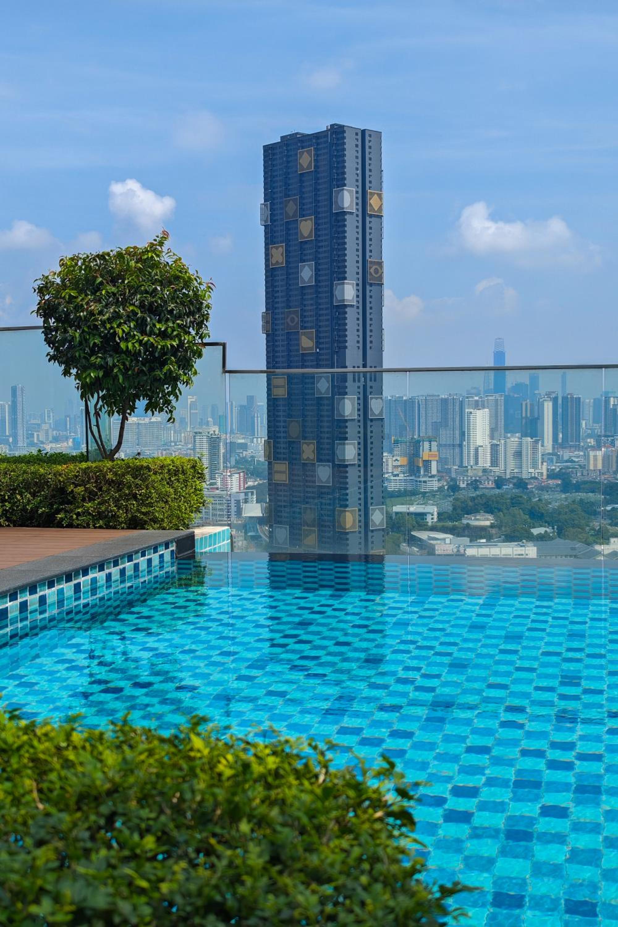 2rooms 4pax link mall MRT#KL #Jhouse#Ekocheras#Malaysia