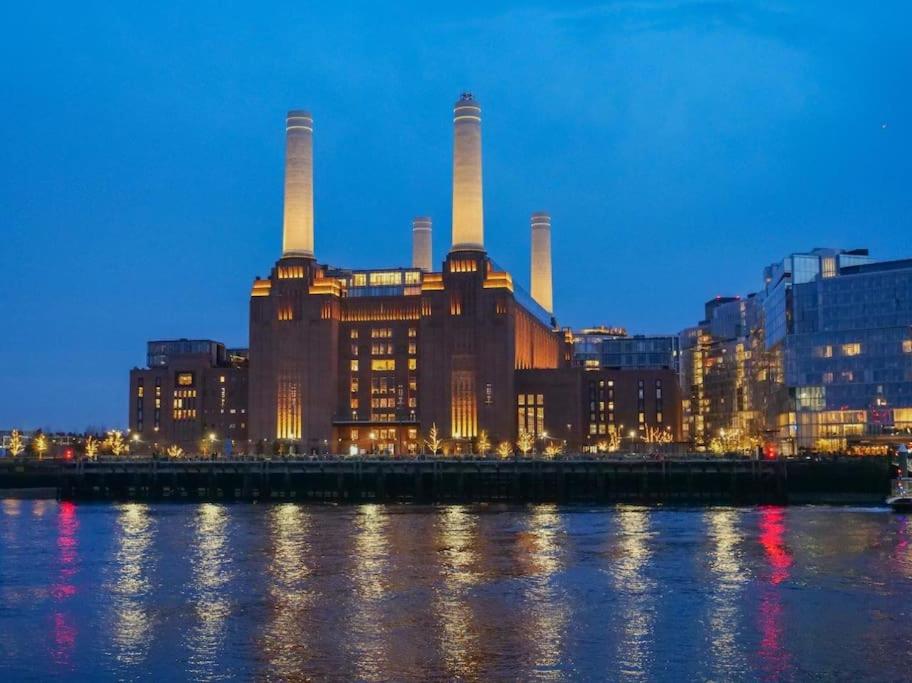 Beautiful Two-Bedroom Flat on the Riverside with Spectacular Views