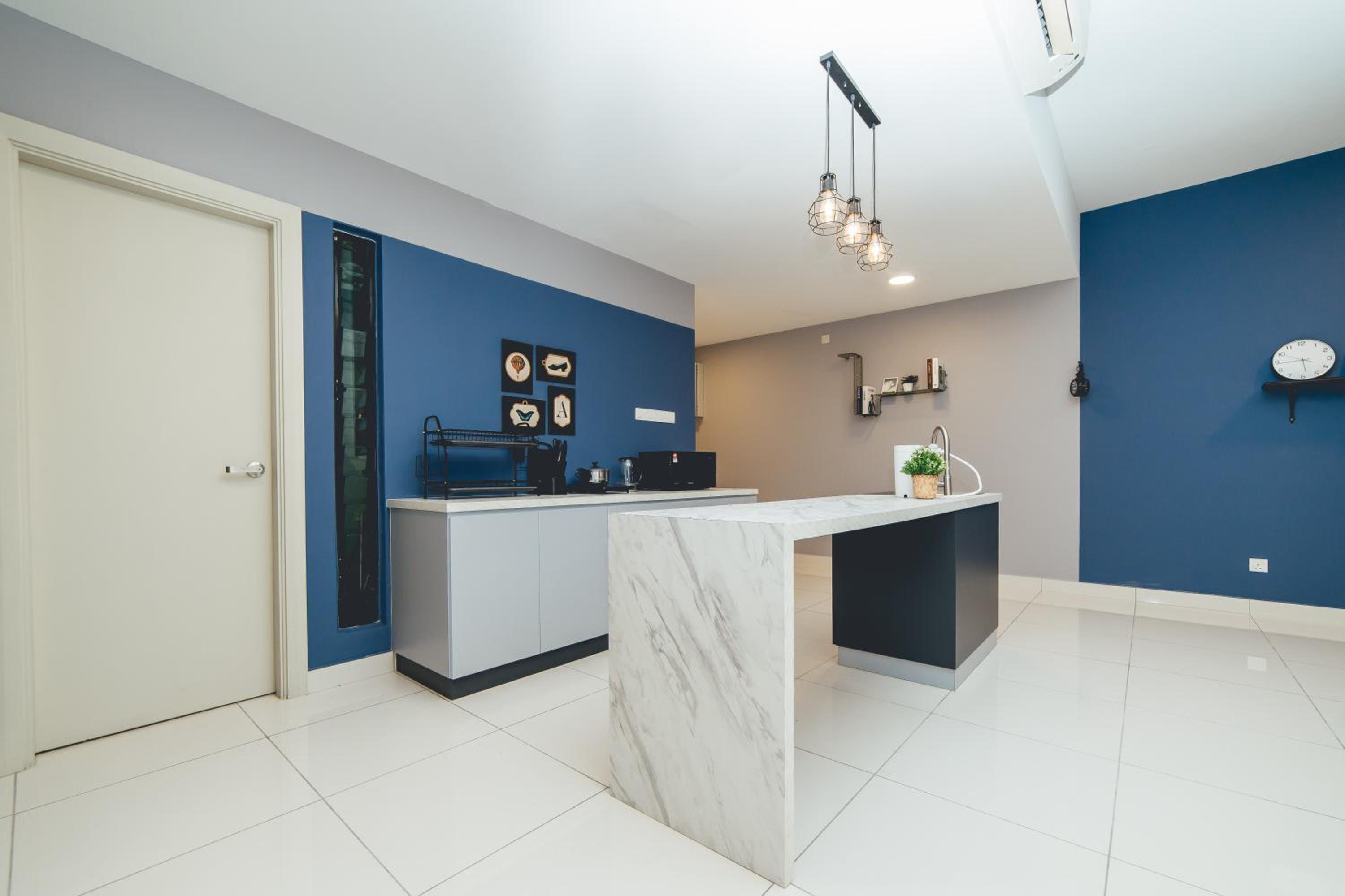 Mosaic Midvalley Oceanblue Nest 3BR w Bathtub by Our Stay