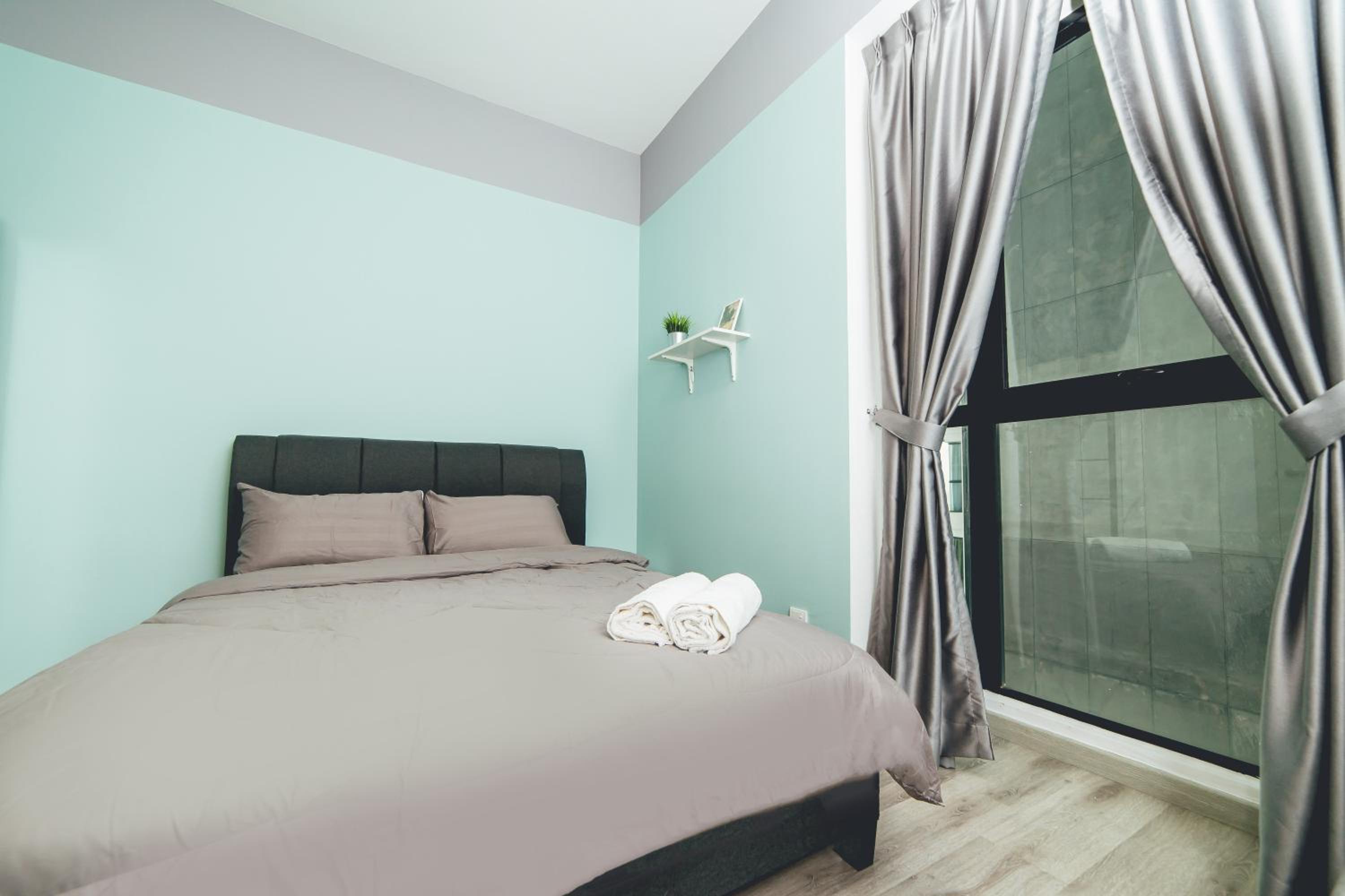 Mosaic Midvalley Oceanblue Nest 3BR w Bathtub by Our Stay