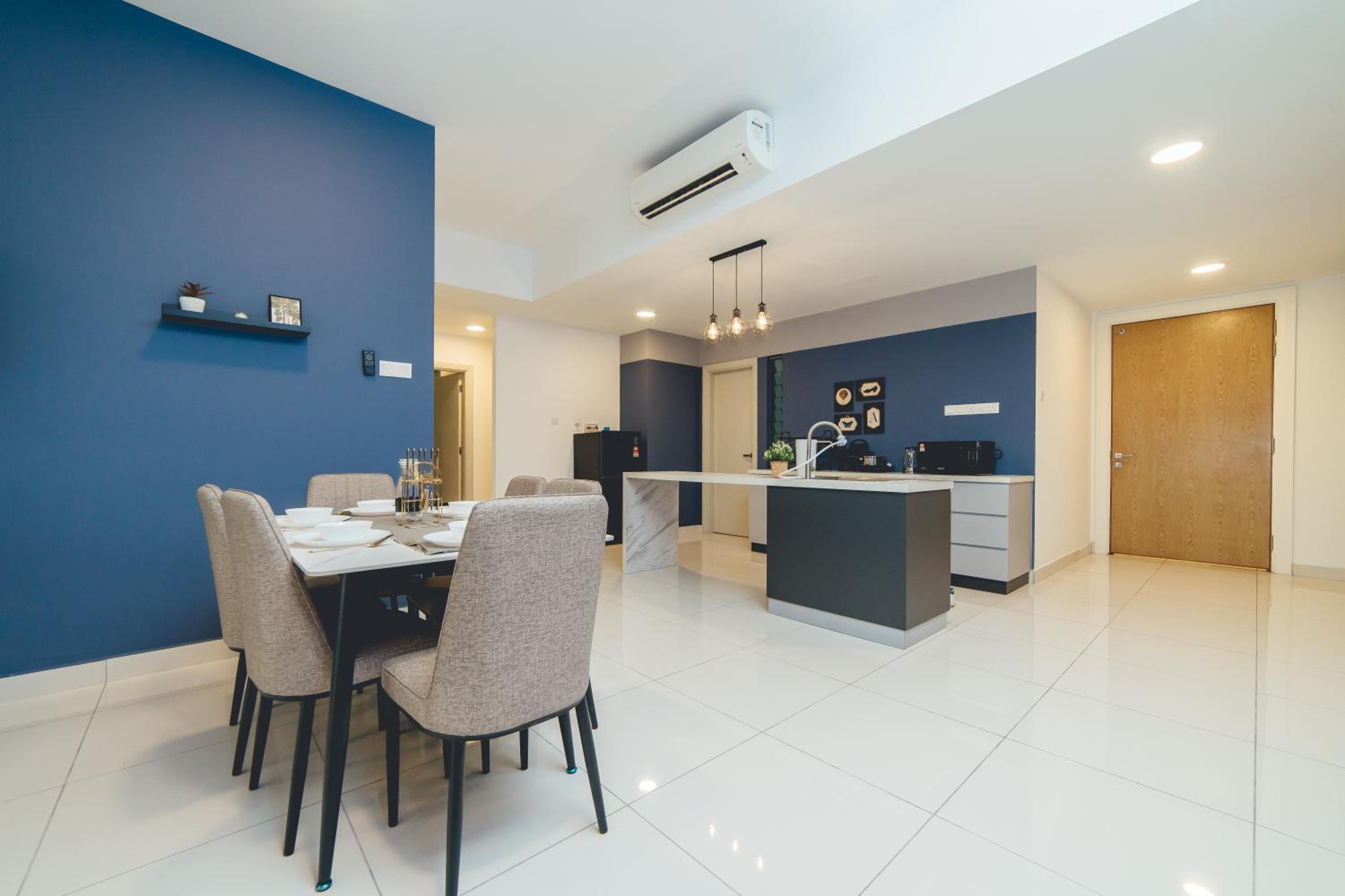 Mosaic Midvalley Oceanblue Nest 3BR w Bathtub by Our Stay