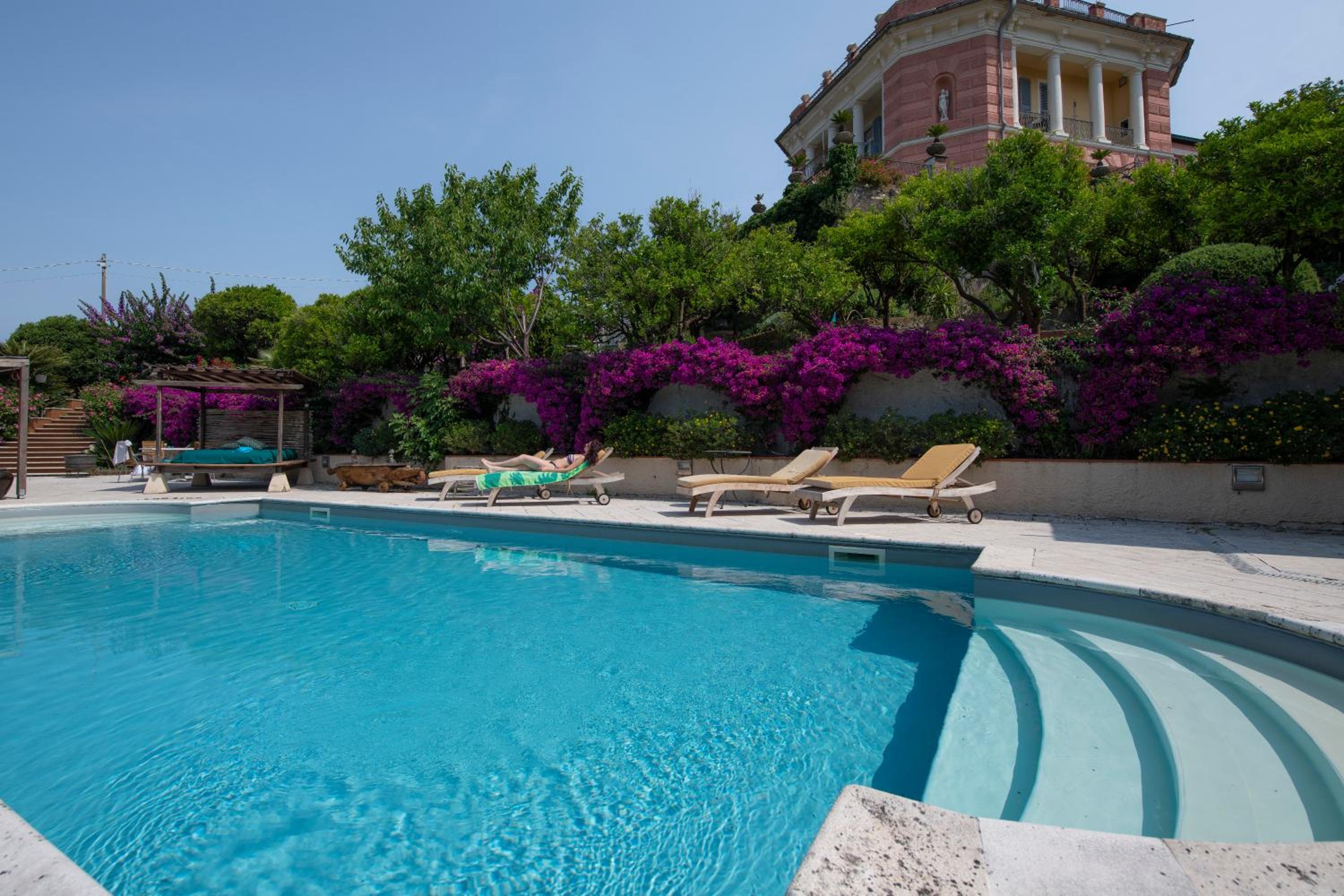 201new Appartamento in Villa, Giardino e Piscina Privata