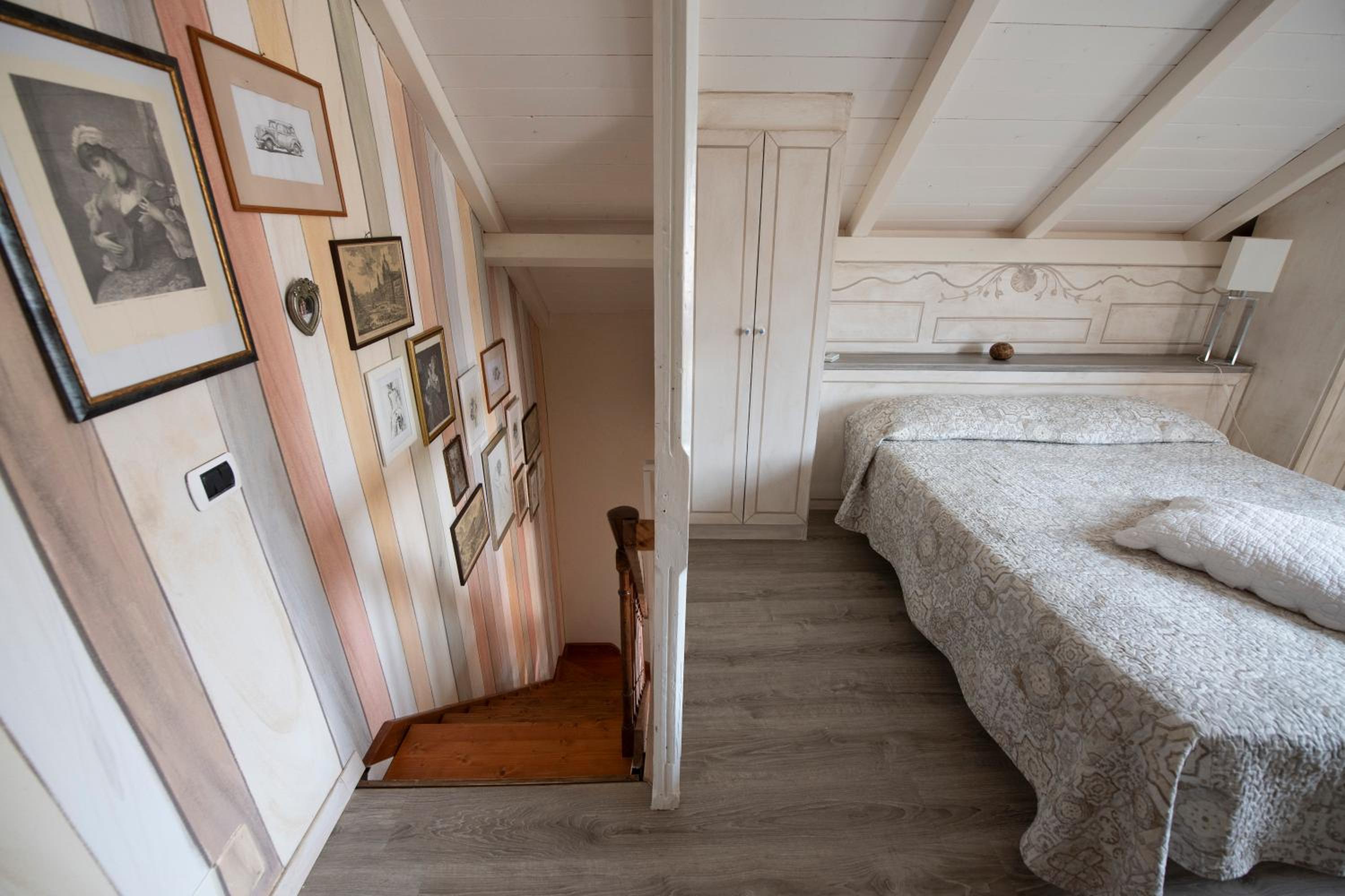 201new Appartamento in Villa, Giardino e Piscina Privata
