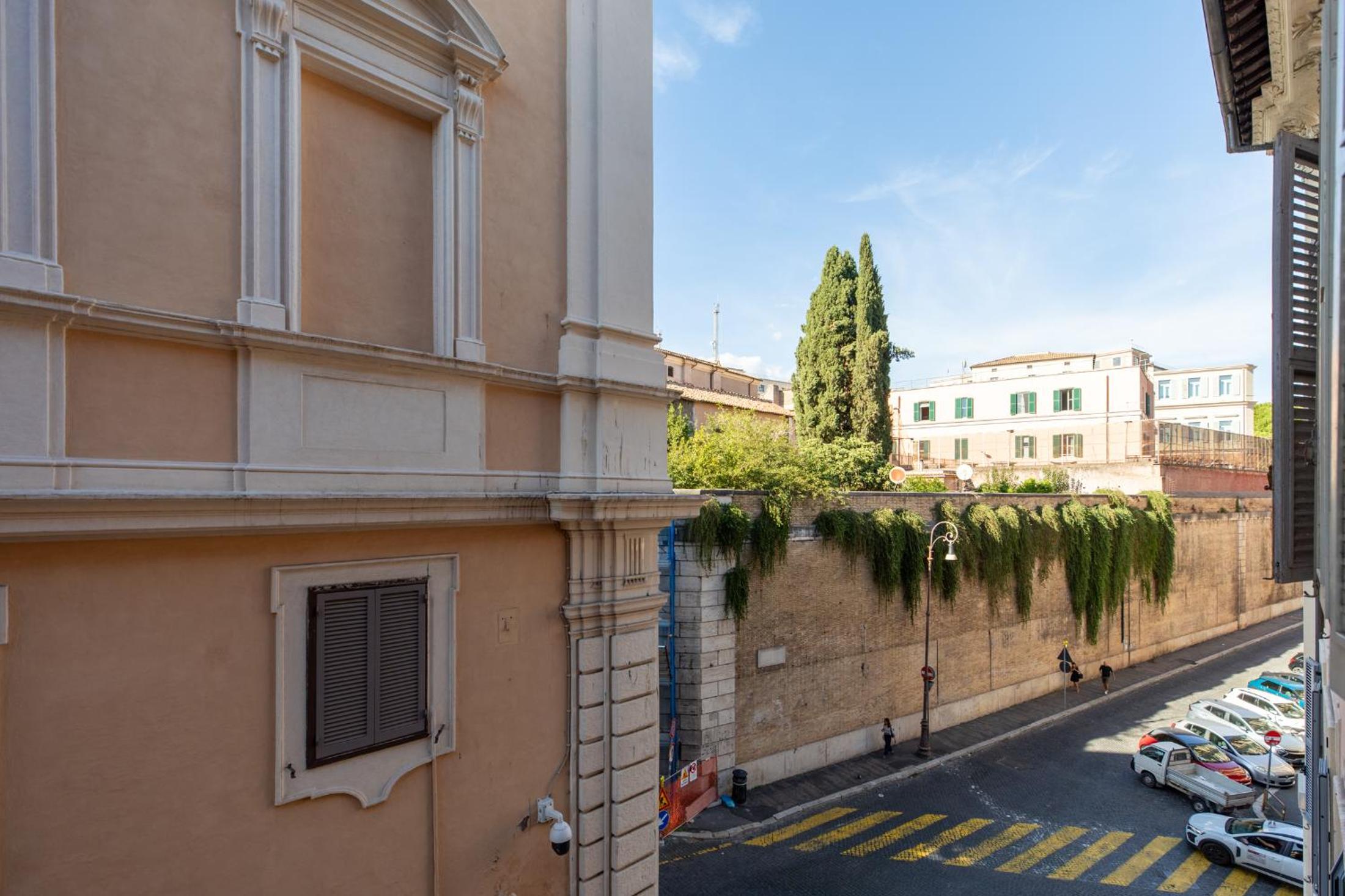 iFlat Bright Brand New 3-Bedroom Apt in Monti