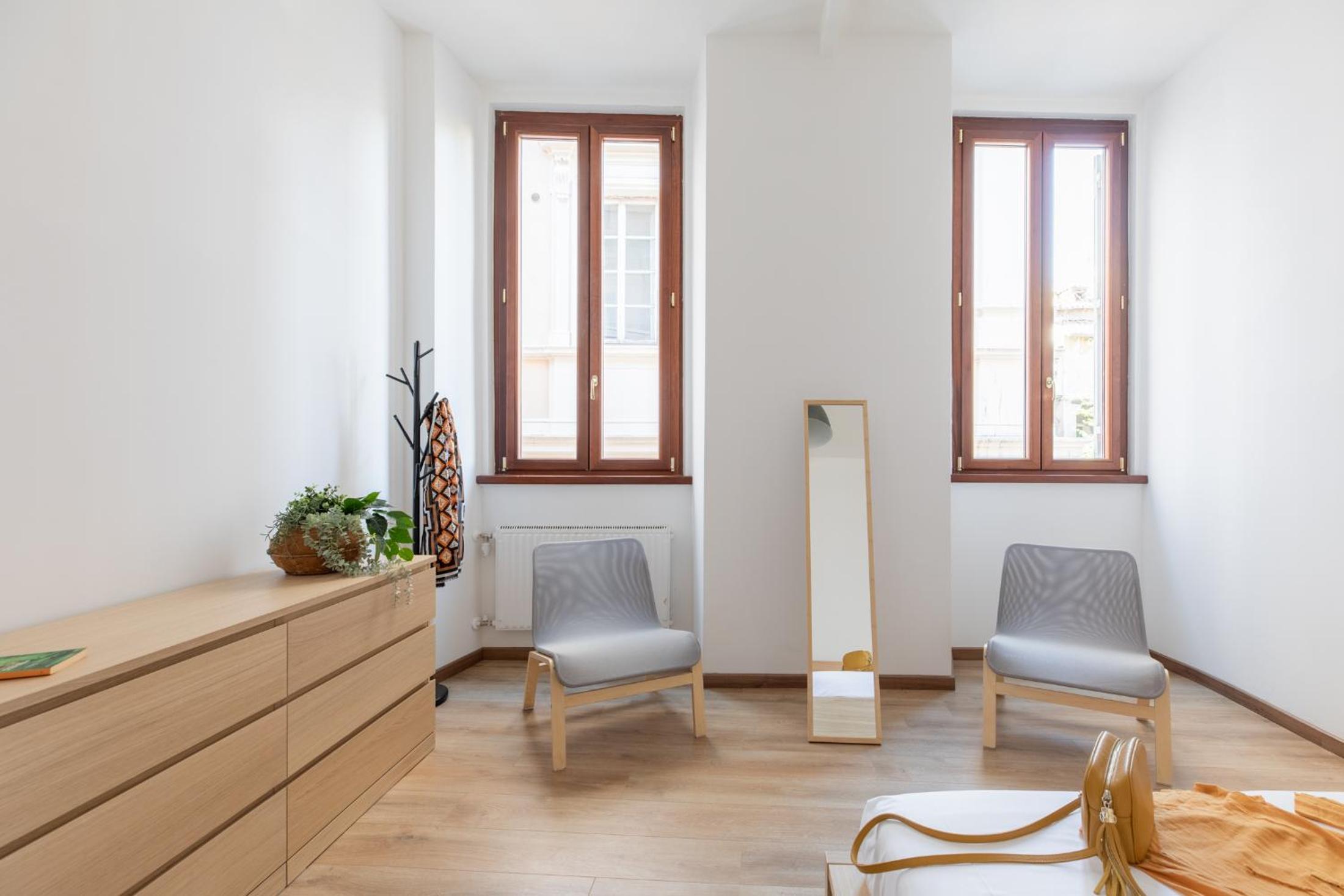 iFlat Bright Brand New 3-Bedroom Apt in Monti