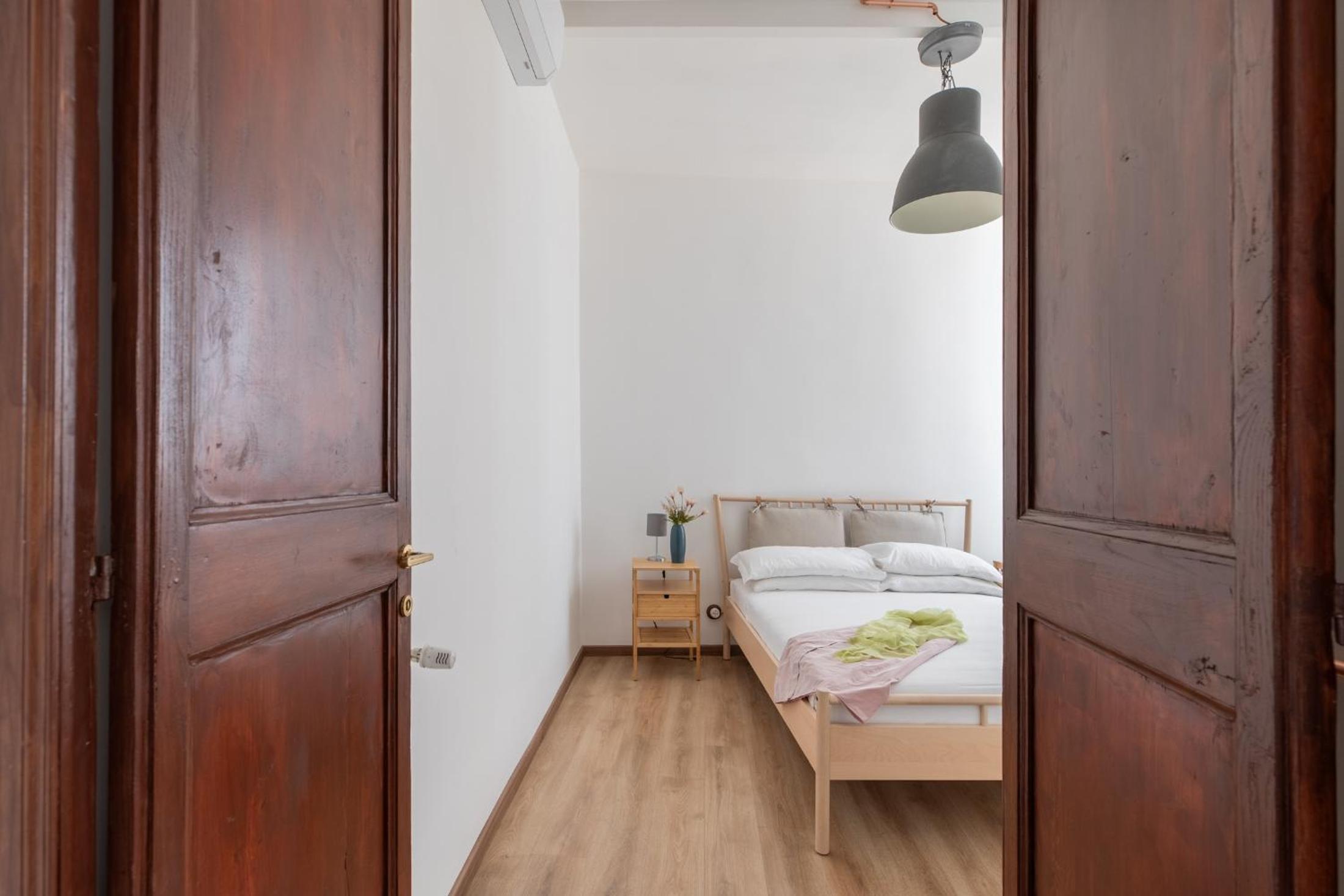 iFlat Bright Brand New 3-Bedroom Apt in Monti