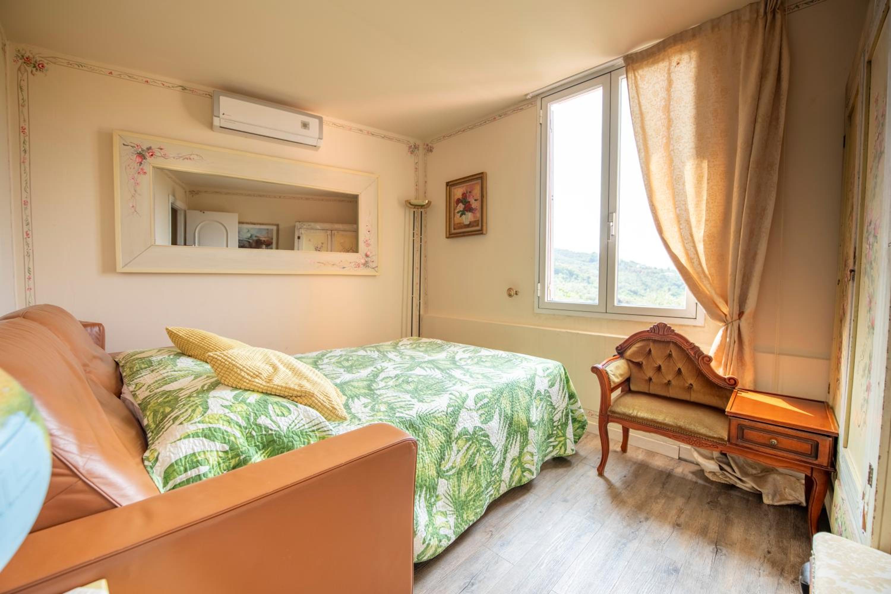 201new Appartamento in Villa, Giardino e Piscina Privata
