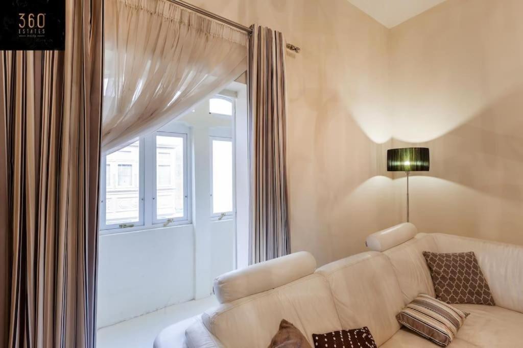 Charming 4BR Home with Private Rooftop Terrace in Sliema by 360 Estates view 4