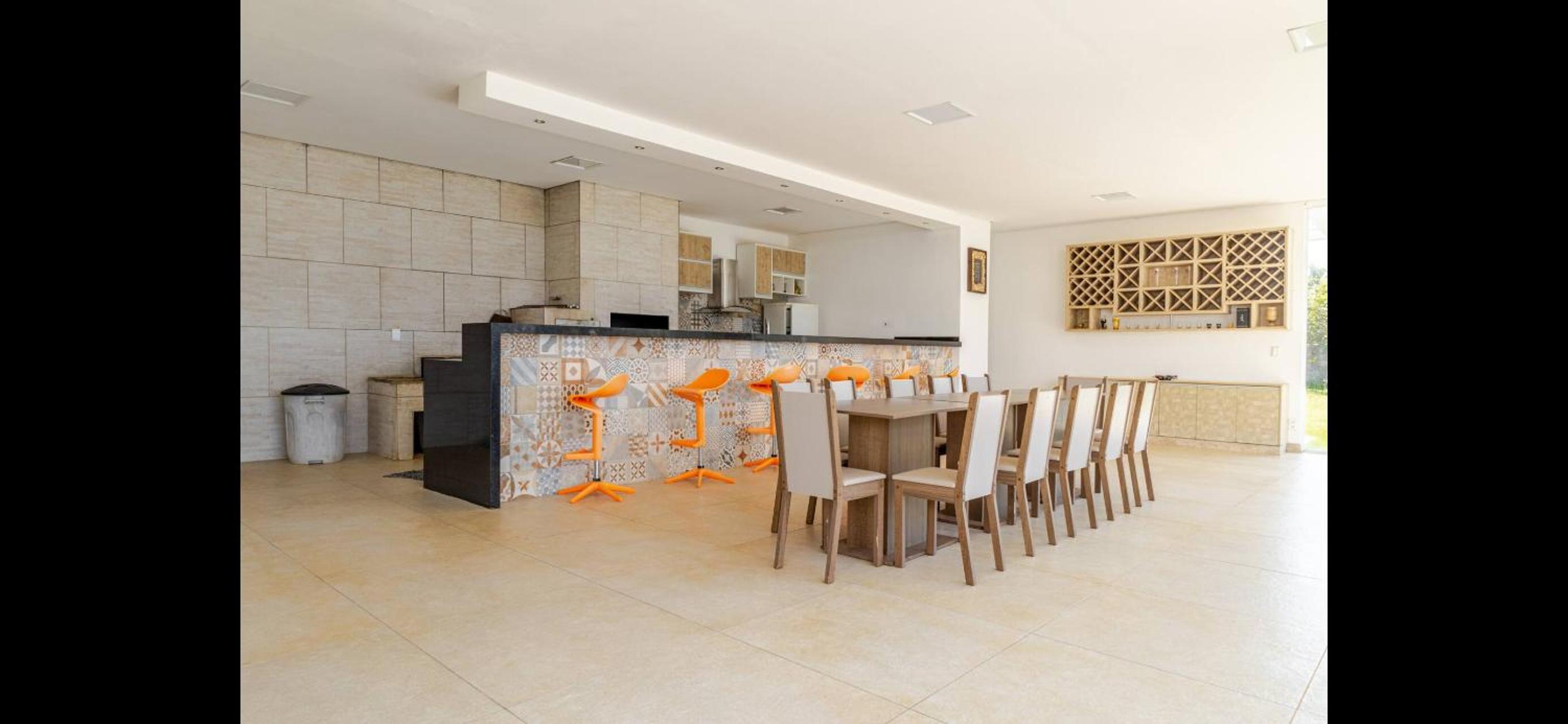 Luxuosa Mansão em Ibiuna