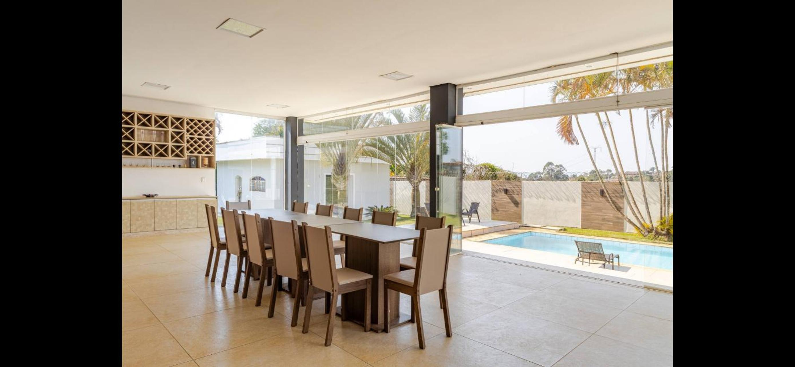 Luxuosa Mansão em Ibiuna